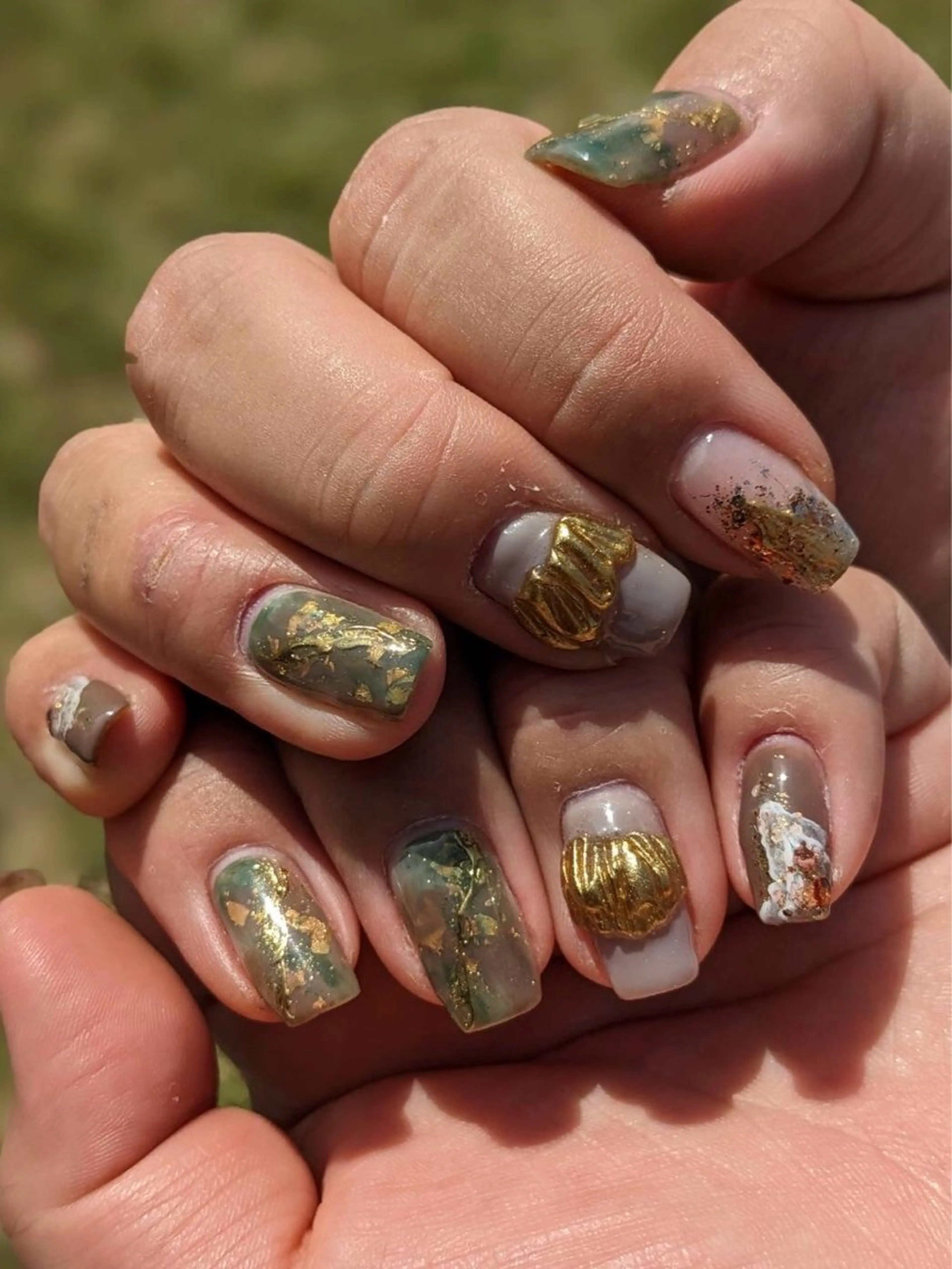 ネイル 都倉 愛のネイルデザイン