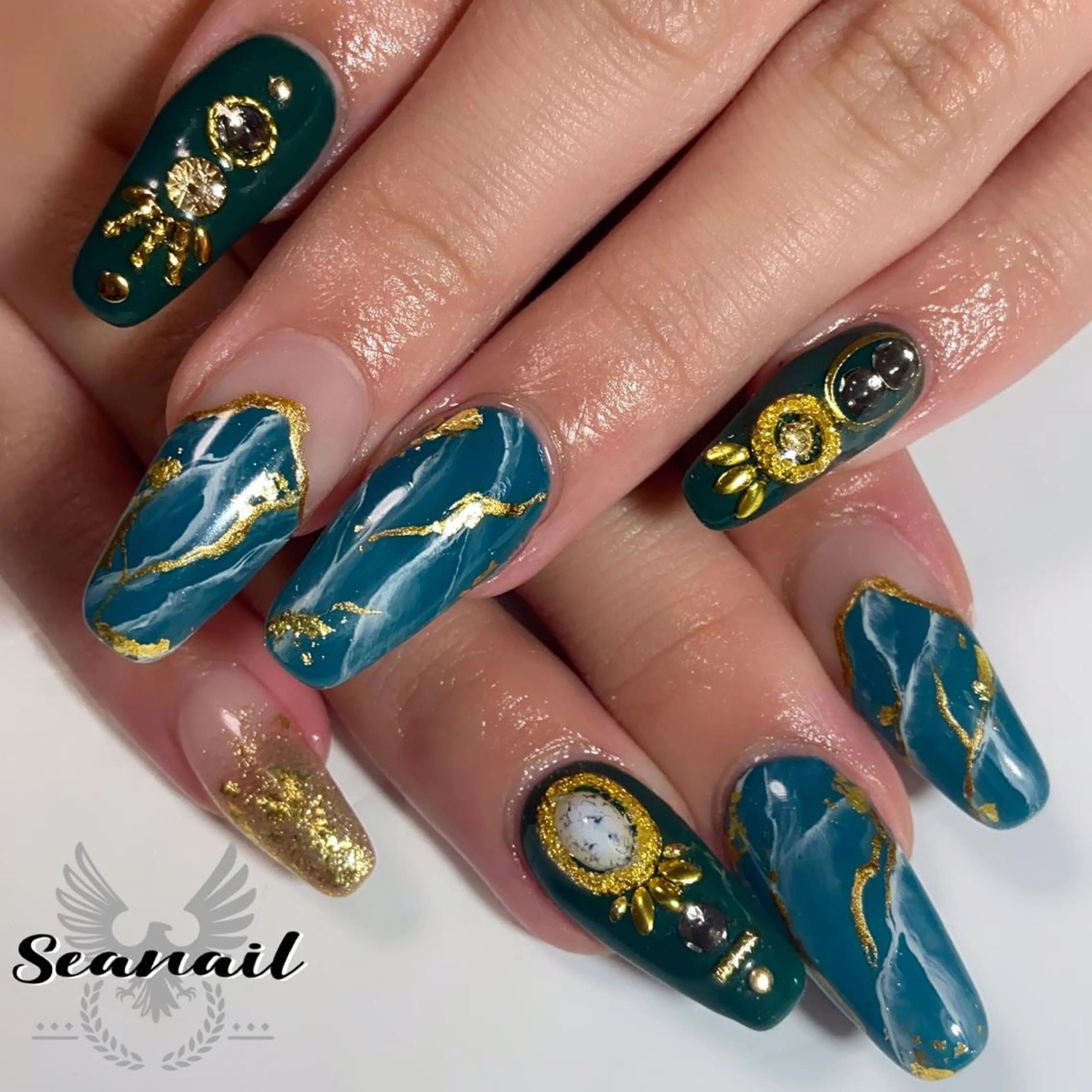 ネイル 小尾 栞のネイルデザイン