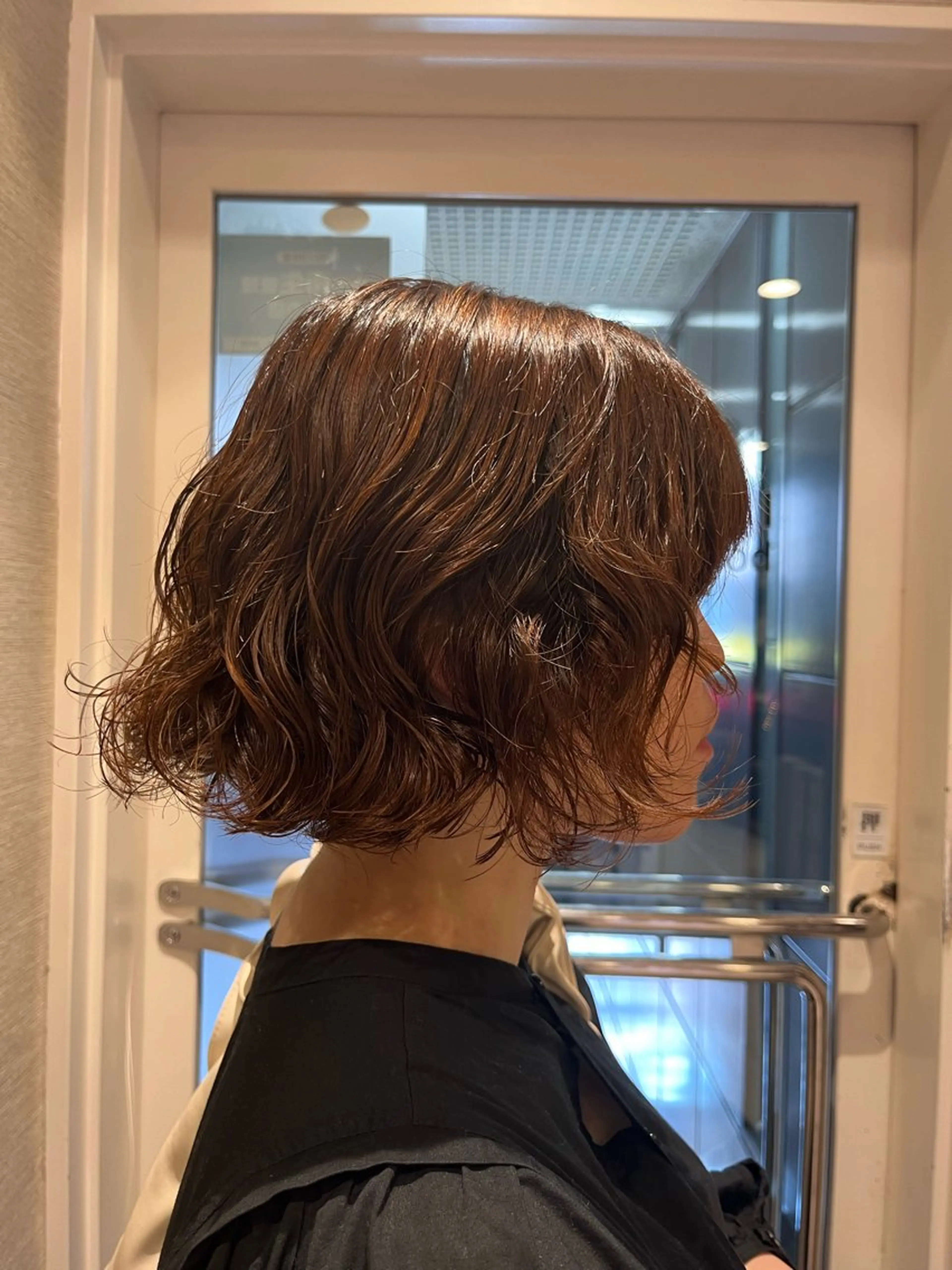 ショート パーマ ボブ カット パーマ トリートメント dogstar小林諒 レイヤー/ブリーチのヘアスタイル