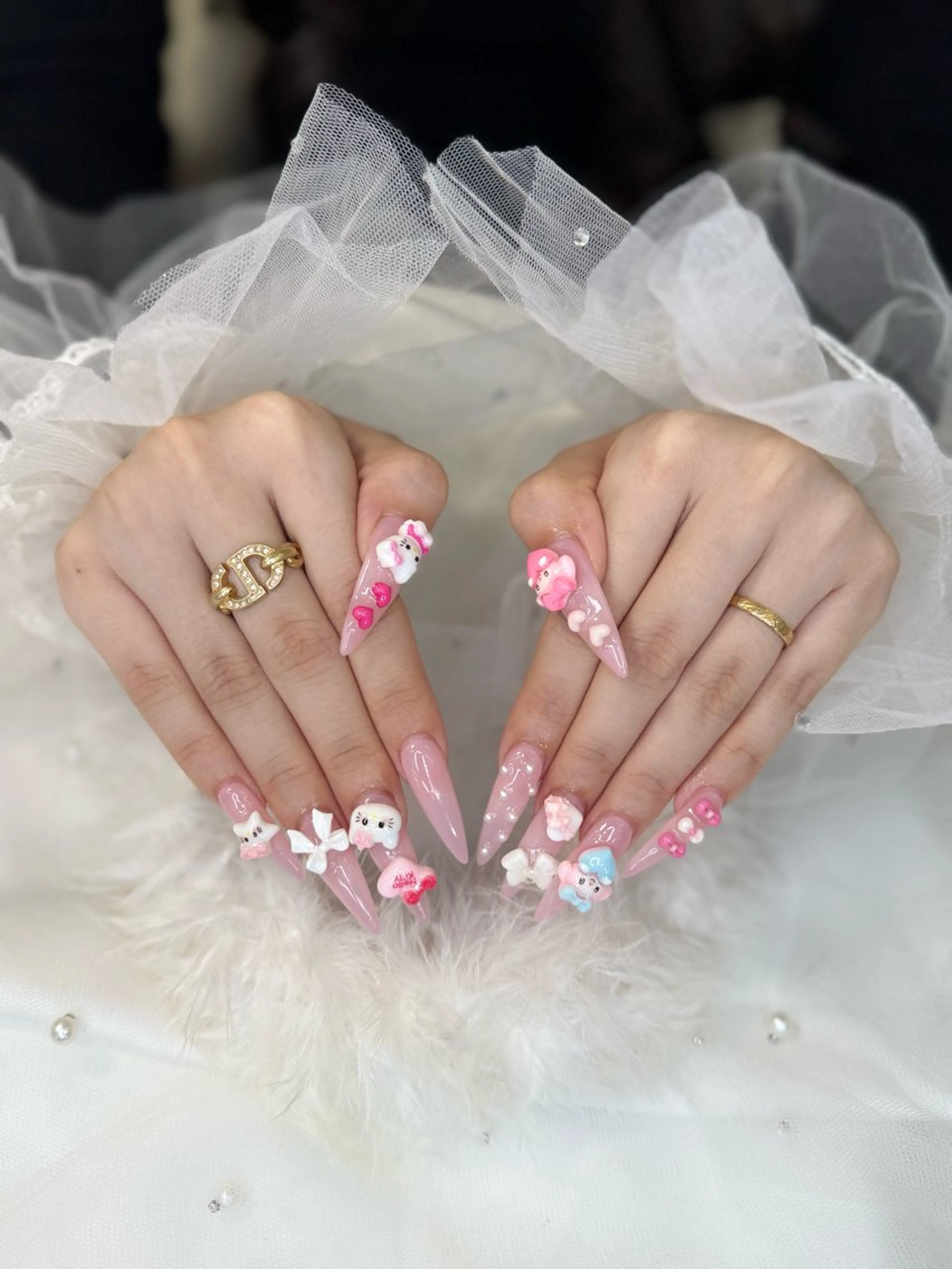 セミロング ハンドネイル Bibi beauty spa Osaka所属・Chann Channのネイルデザイン