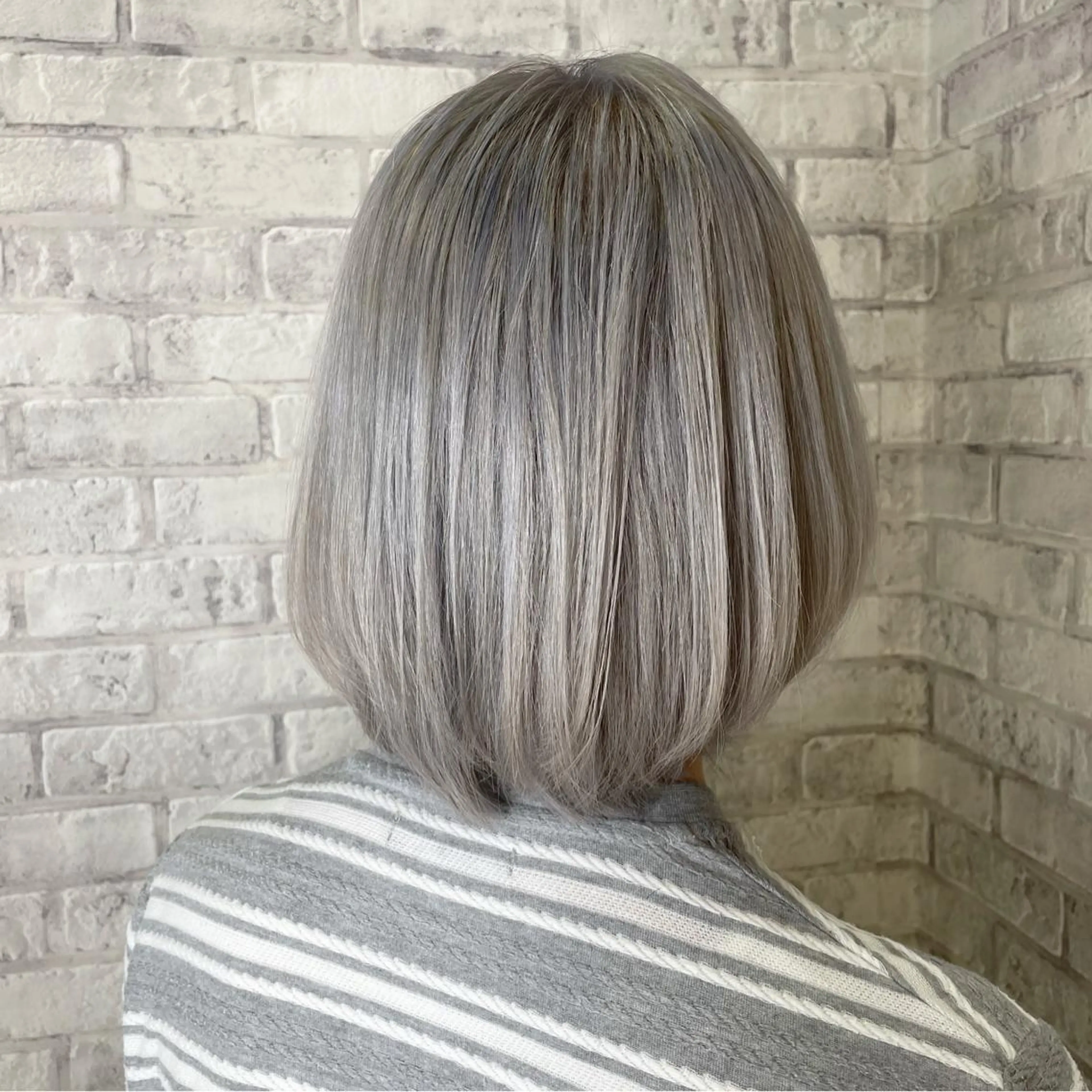 ショート カラー ヘアアレンジ ブリーチ グラデーションカラー ローズカラー ボブ ショートヘア ヘアカラー トリートメント 秋山 幸太のヘアスタイル