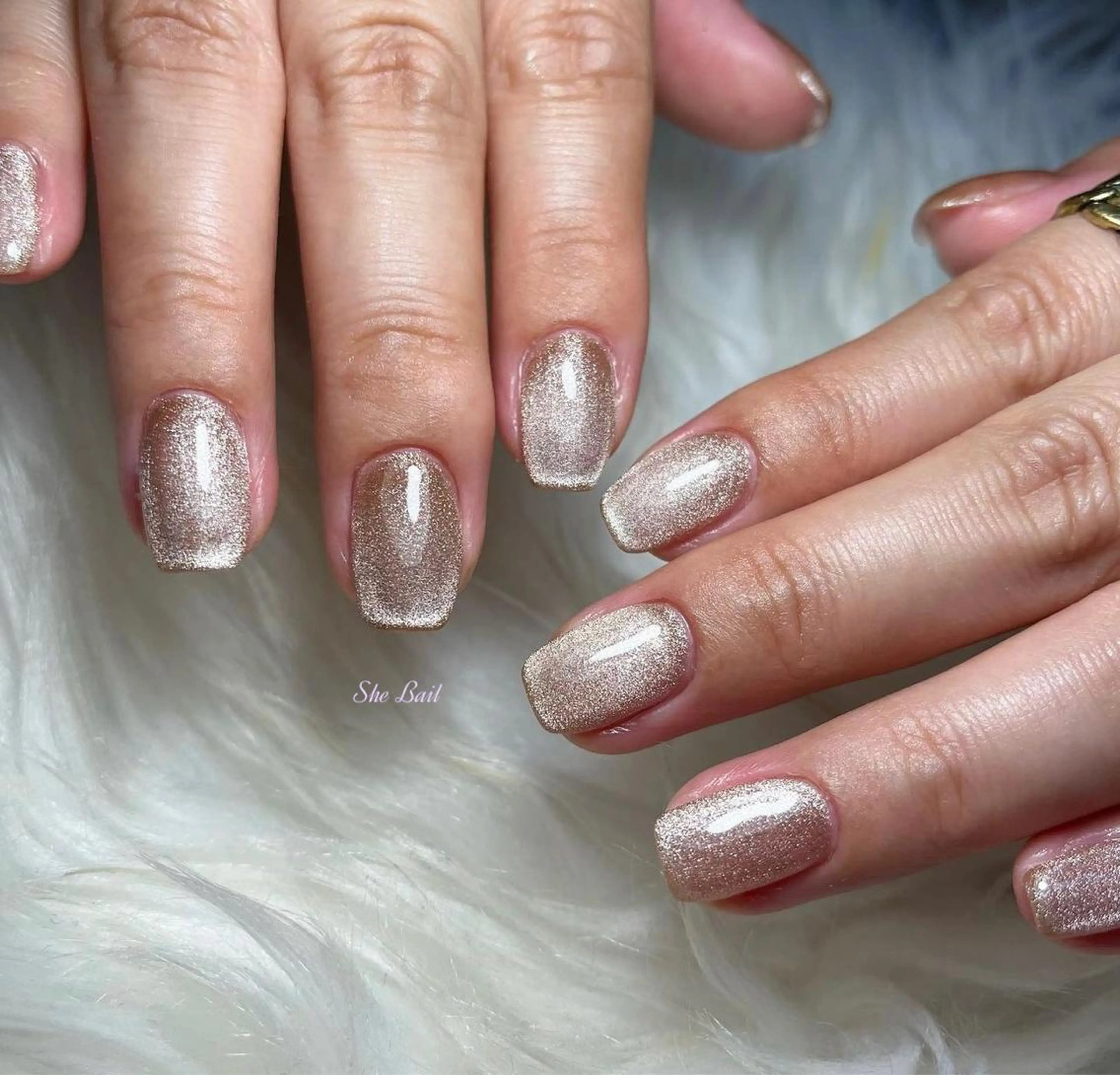 ネイル チークネイル 長さ出し マグネットネイル ワンカラーネイル ネイルチップ She   Nail所属・ISA_ BELLAのネイルデザイン