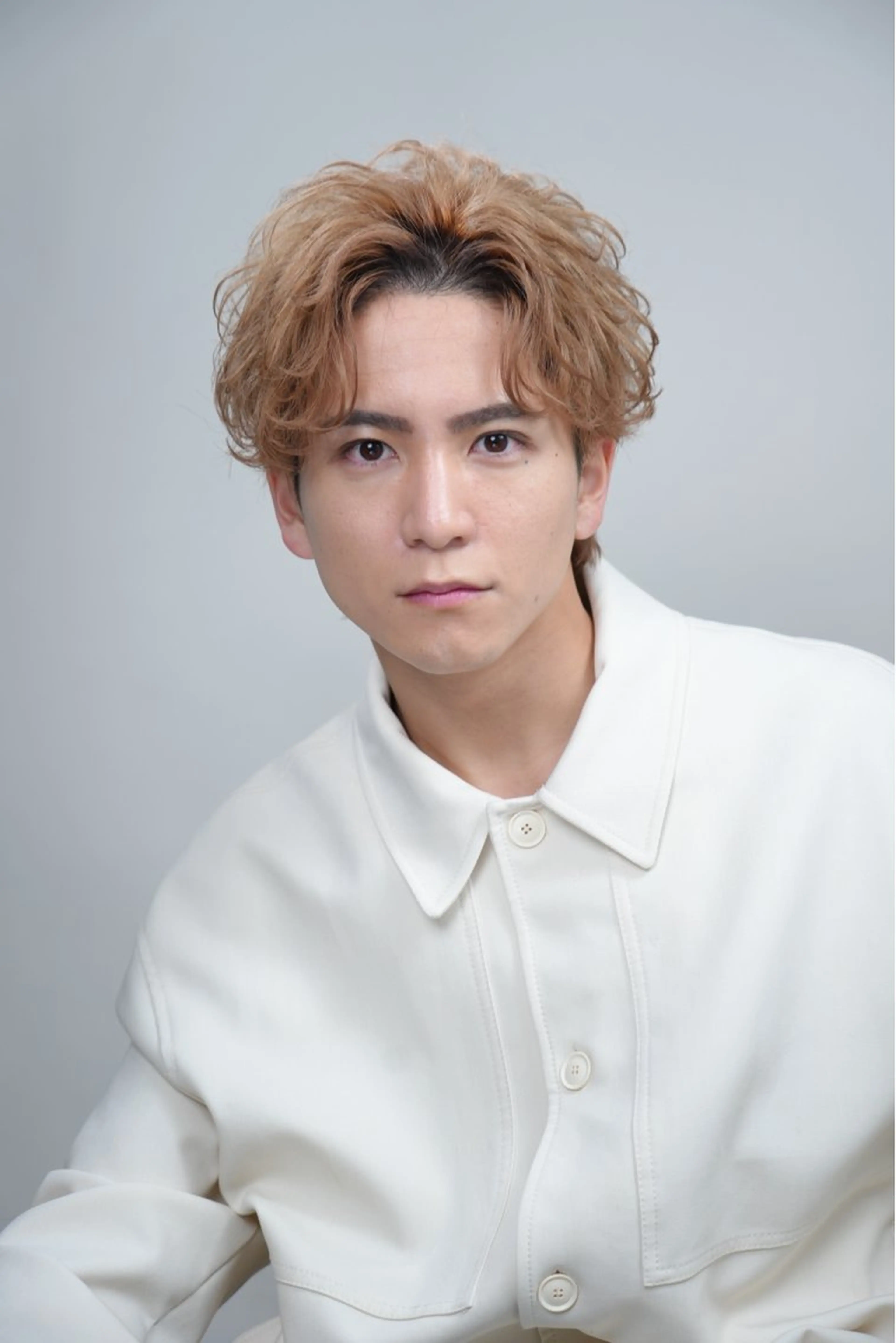 ショート カラー パーマ メンズ カット パーマ トリートメント ヘアセット 美容師歴6年 fifth前比嘉💥のヘアスタイル