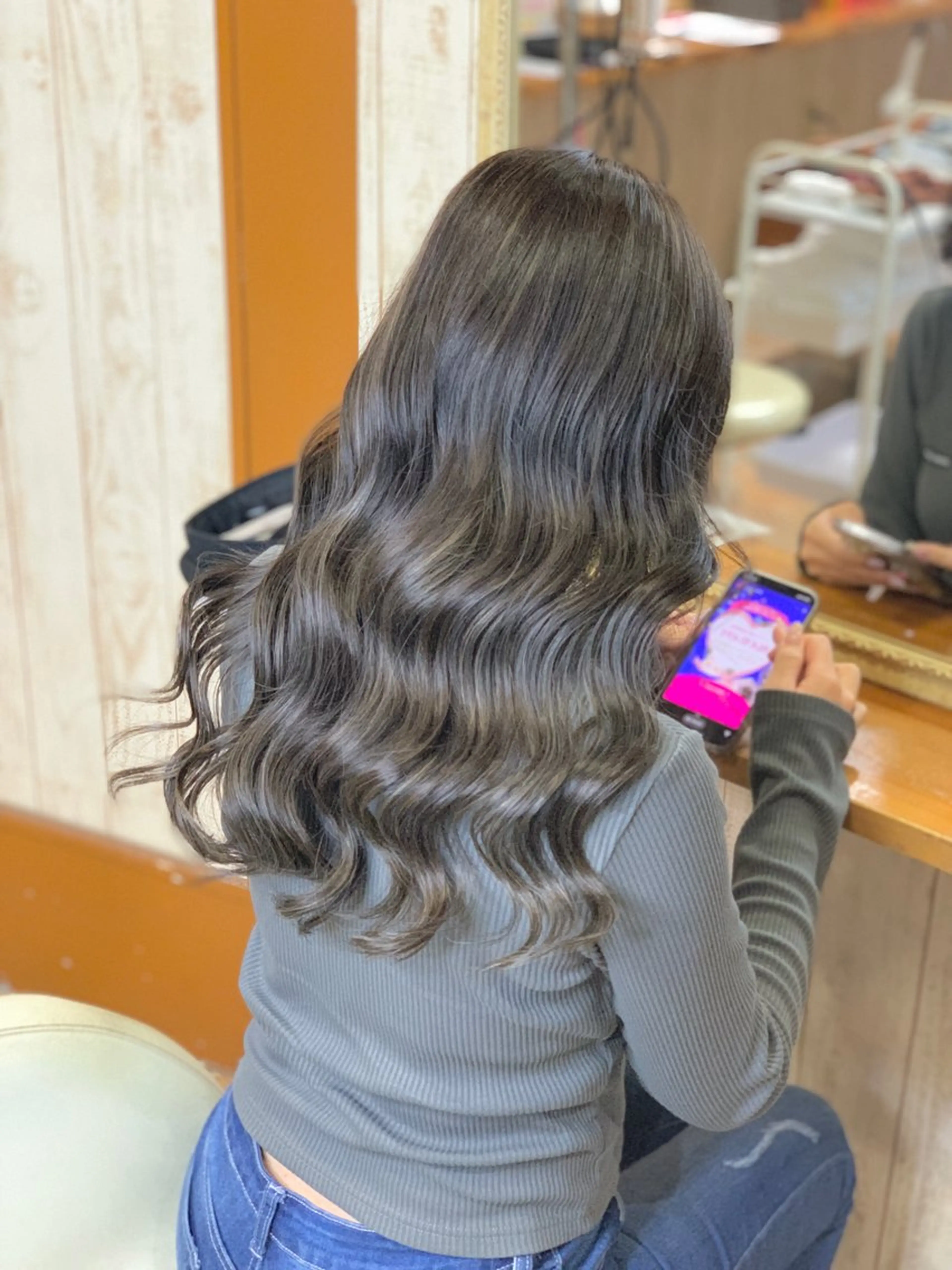 ロング カラー ヘアカラー kr2s アメ村のヘアスタイル