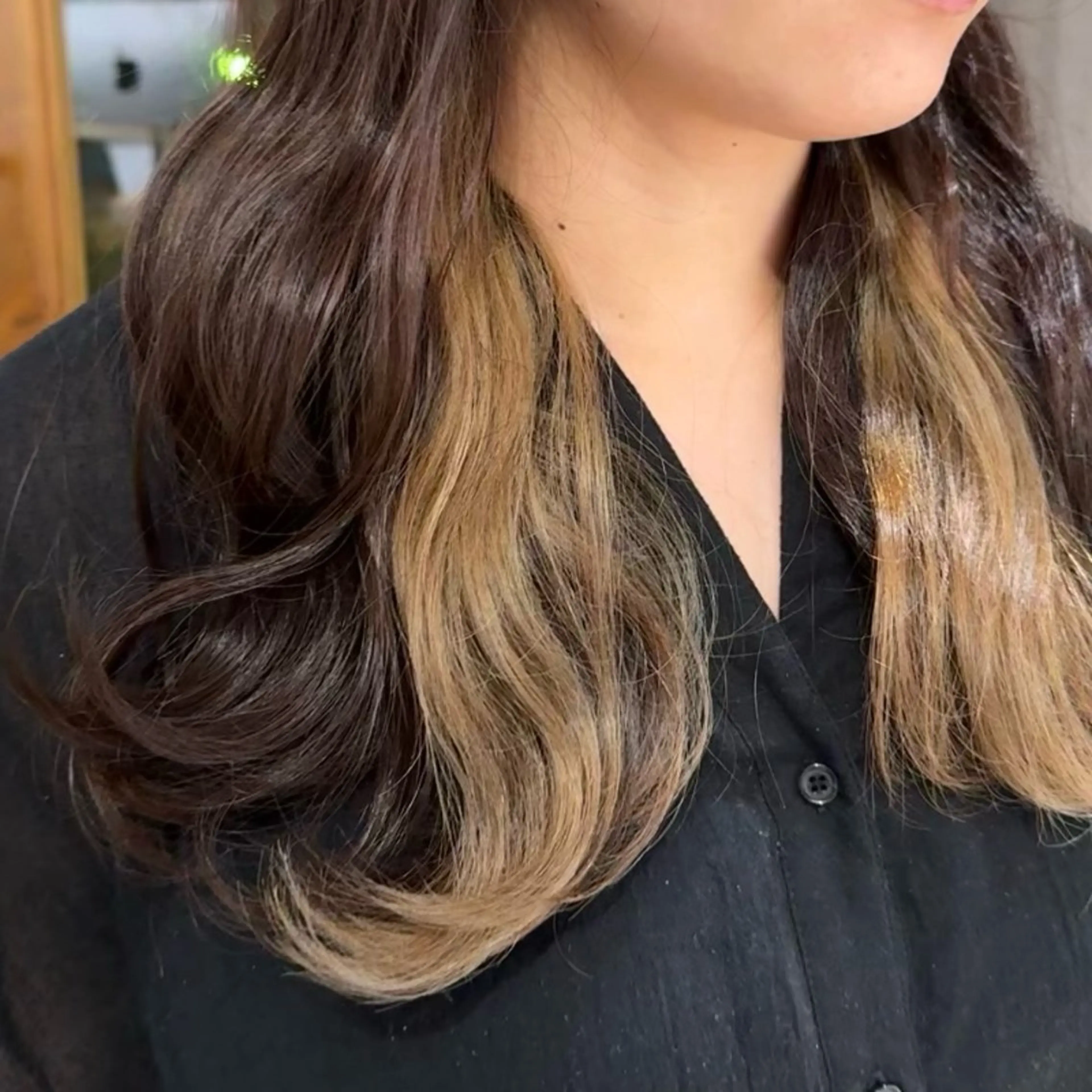 ロング カラー 縮毛矯正 ヘアカラー 吉田 葉音のヘアスタイル