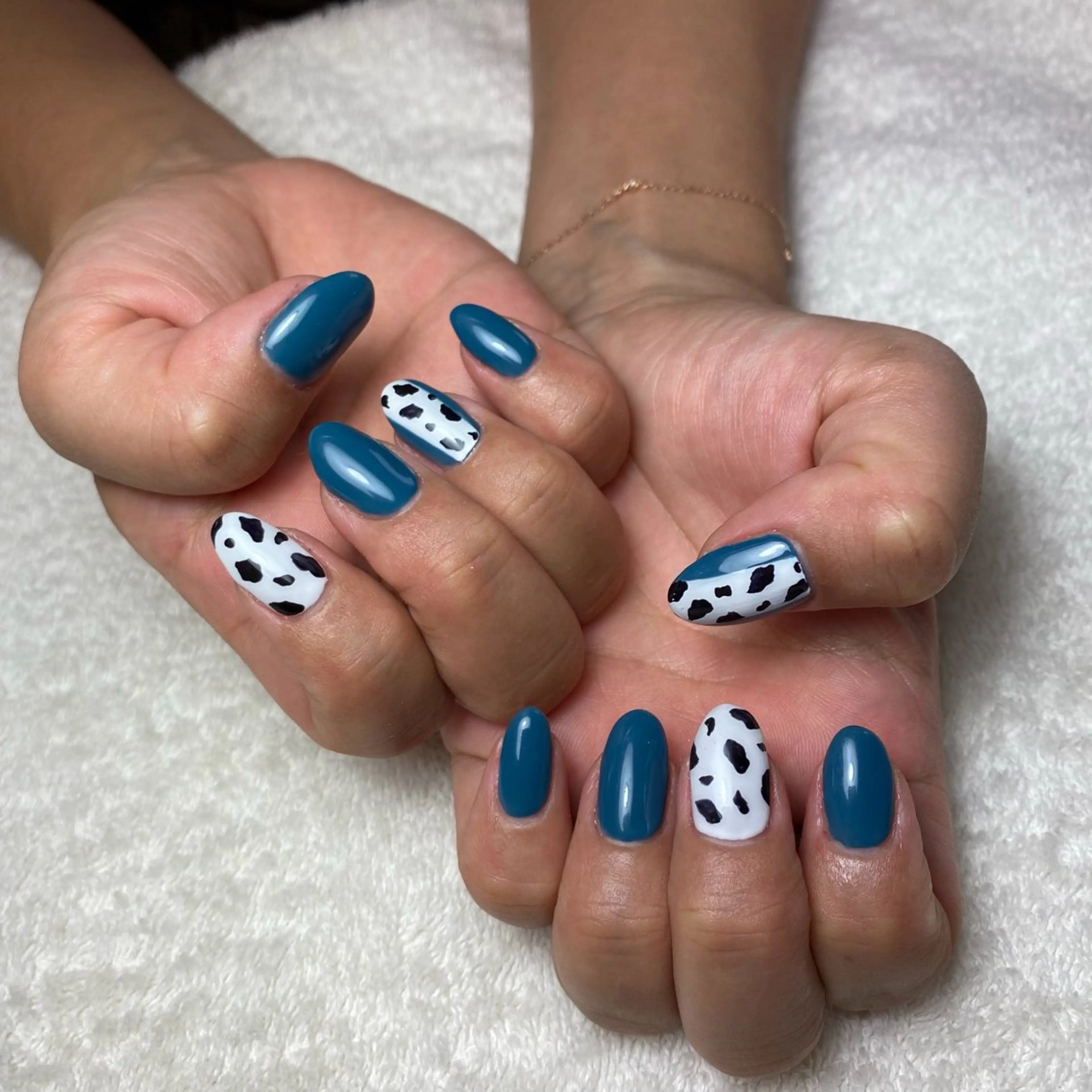 ネイル アニマル柄 ハンドネイル COCO+所属・COCO +のエステ・リラクイメージ