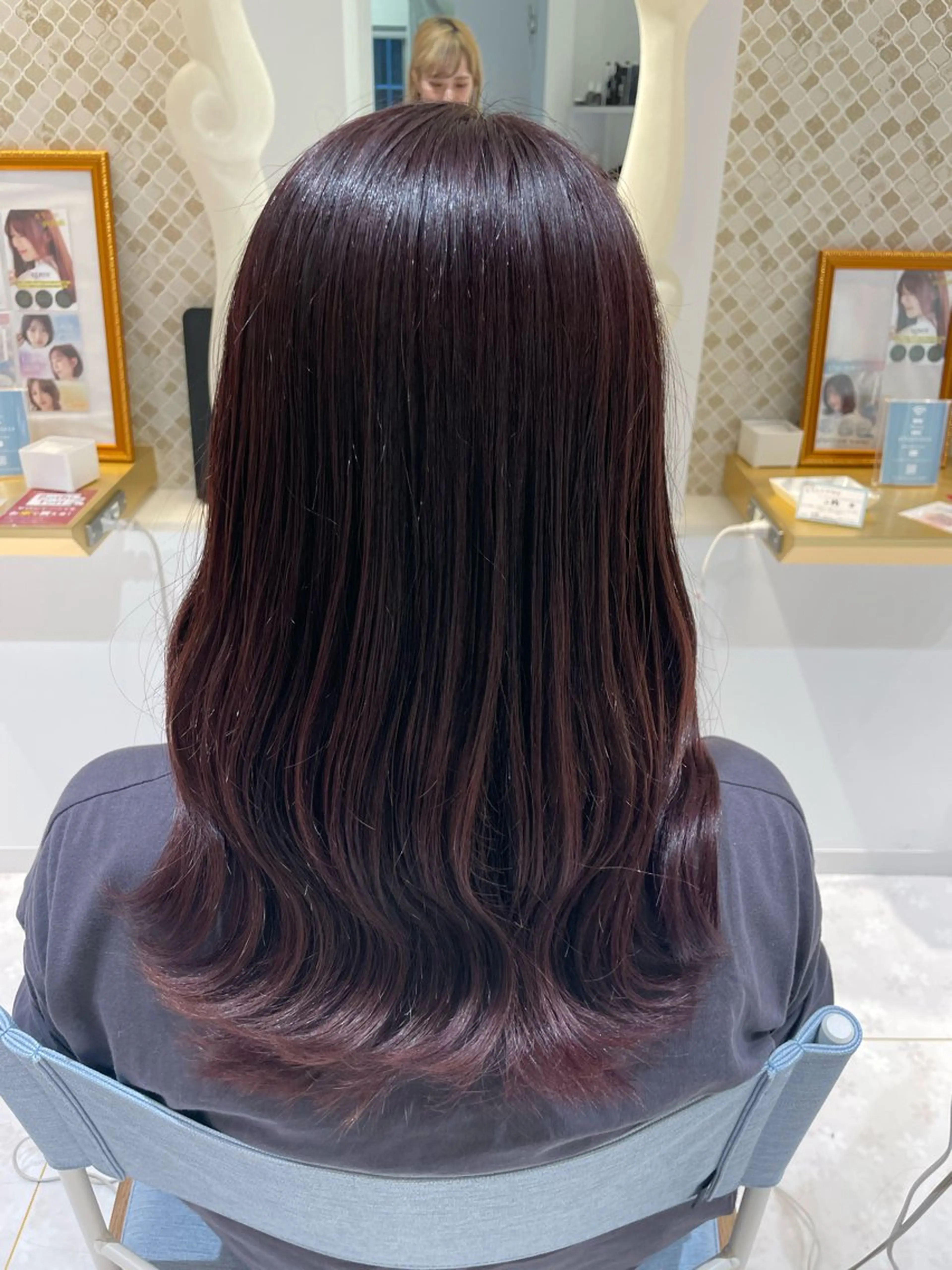 ロング カラー ピンクカラー パープルカラー バイオレットカラー バイオレットピンク カット ヘアカラー 佐藤 綾郁のヘアスタイル