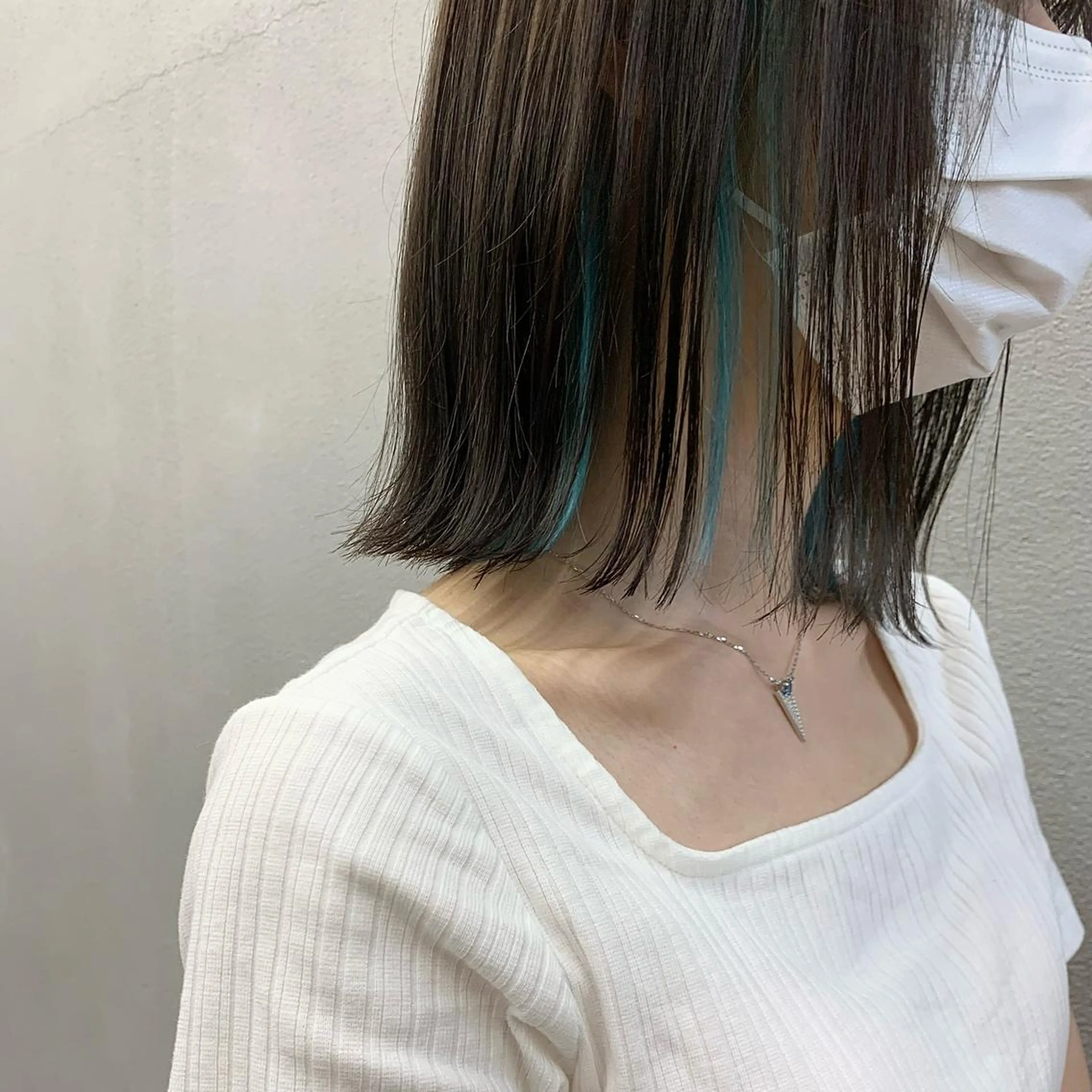 ショート カラー ブルーカラー カット ヘアカラー トリートメント お顔まわりカット🌱 emo.村松泉綺のヘアスタイル