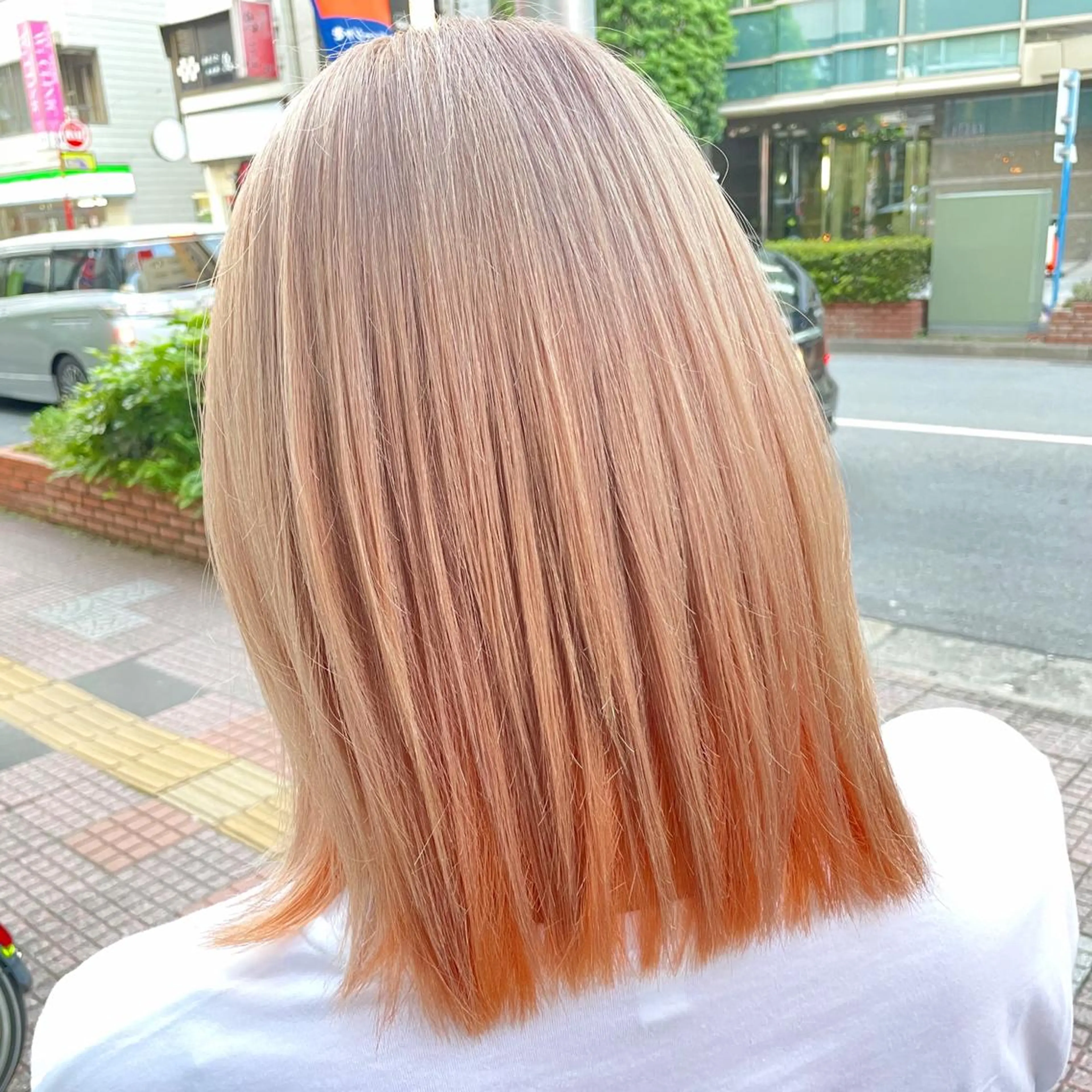 ミディアム カラー La fith liebe 京都駅前店所属・🌈ブリーチ特化🌈 MINATOのヘアスタイル