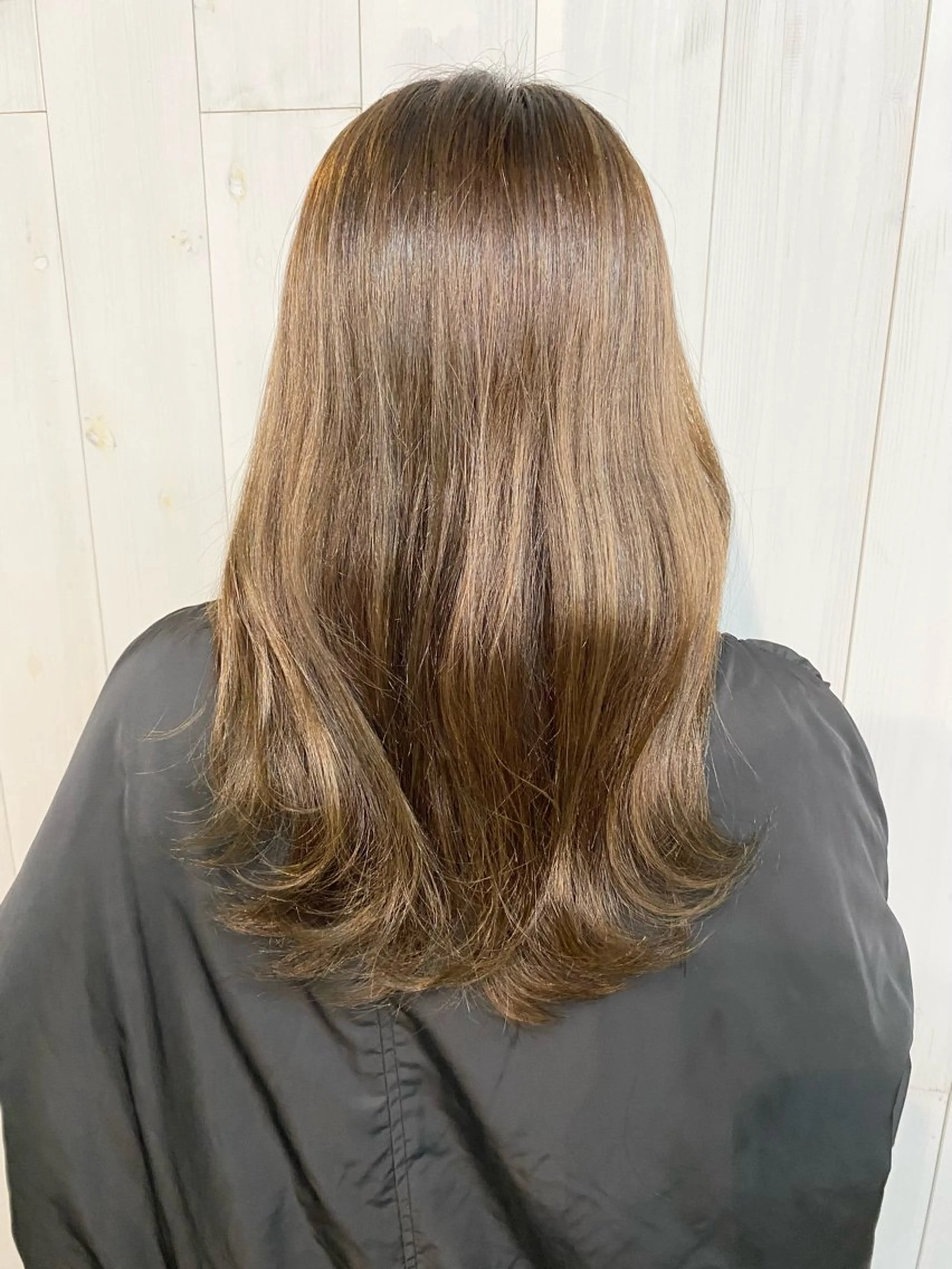 セミロング カット ヘアカラー トリートメント Nicoru*所属・園田 綾佳のヘアスタイル