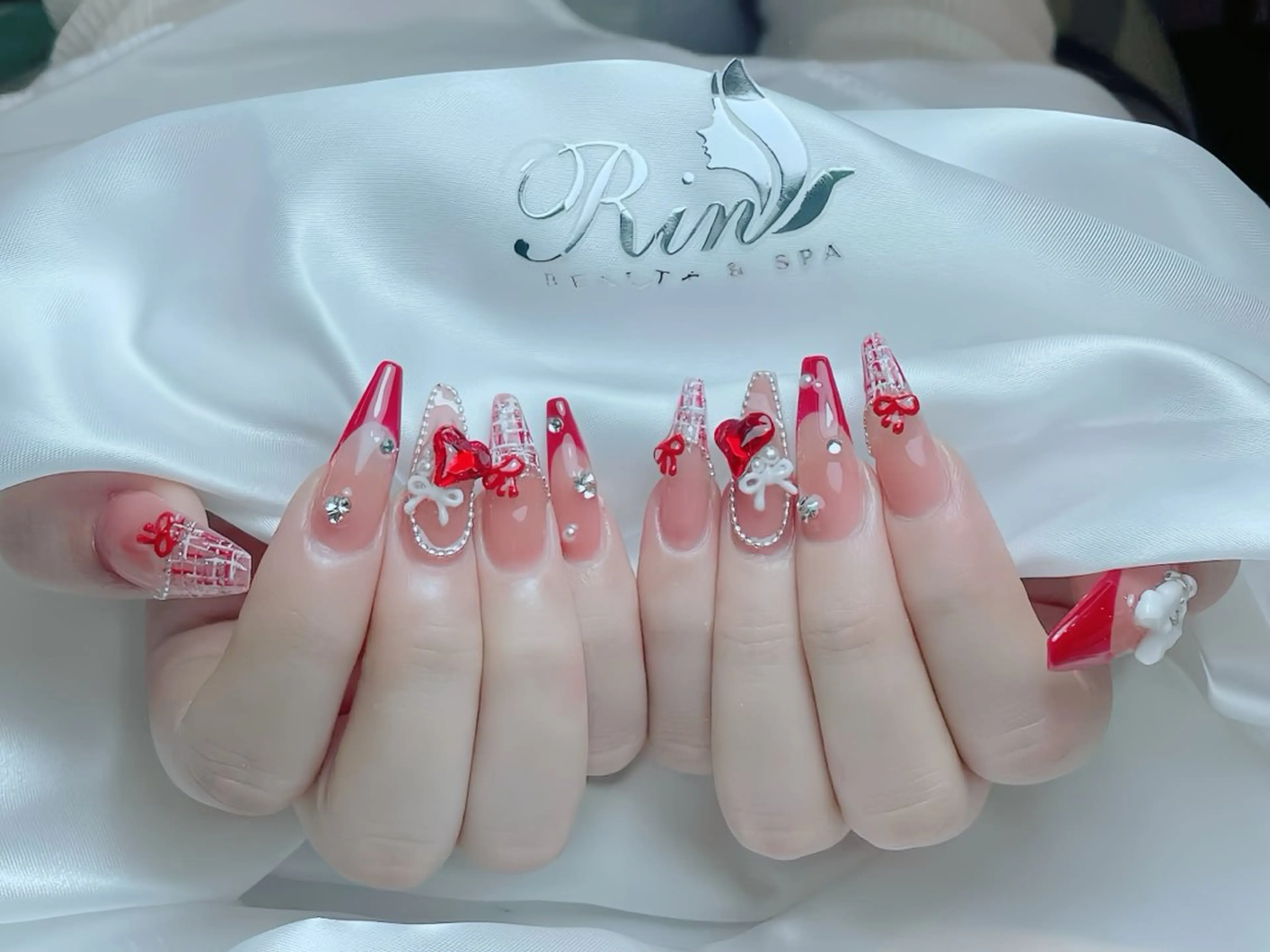 ネイル 成人式 ハンドネイル Rin Nail Shinokuboのネイルデザイン