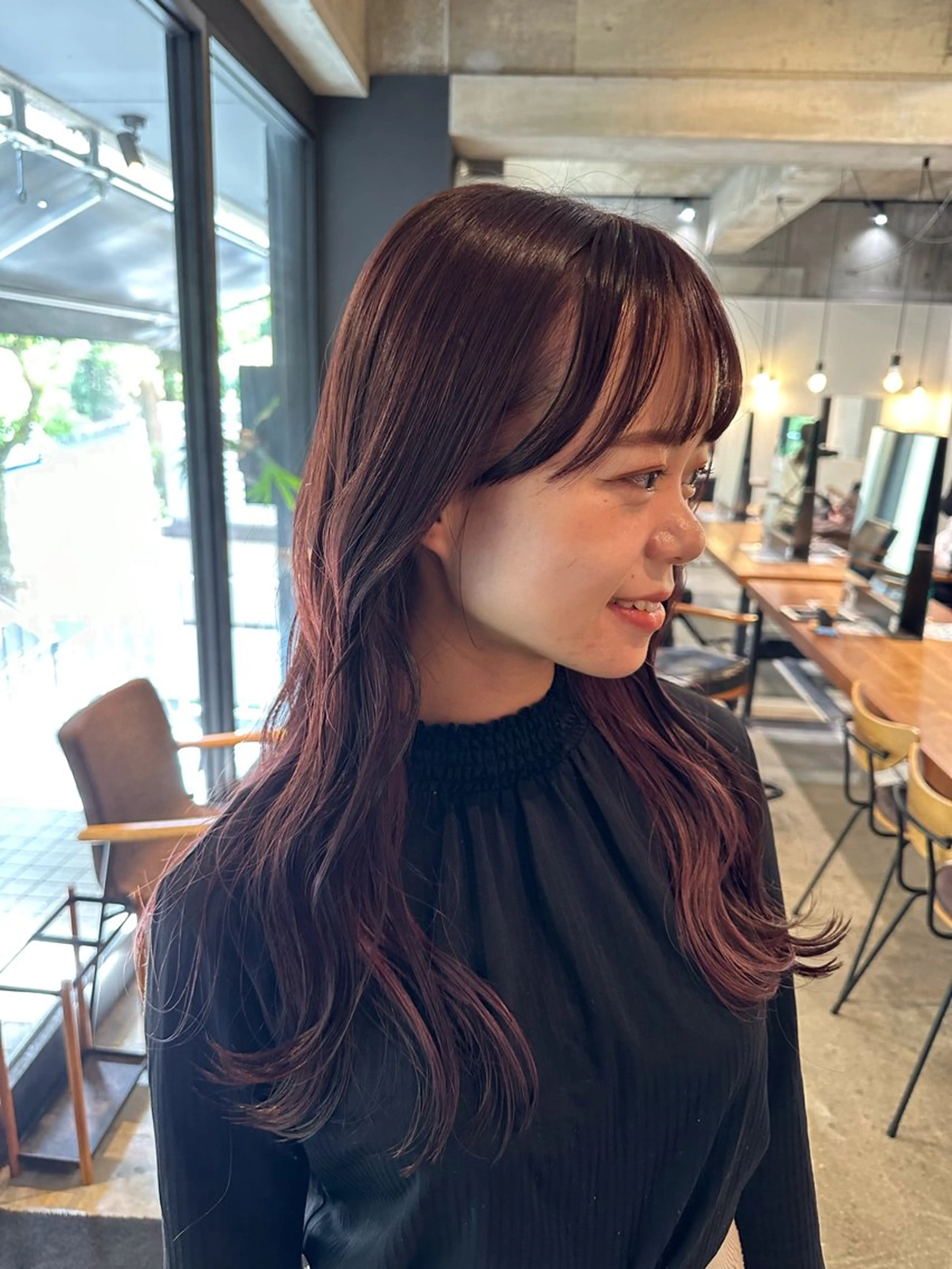 ロング 寺本 奈央のヘアスタイル