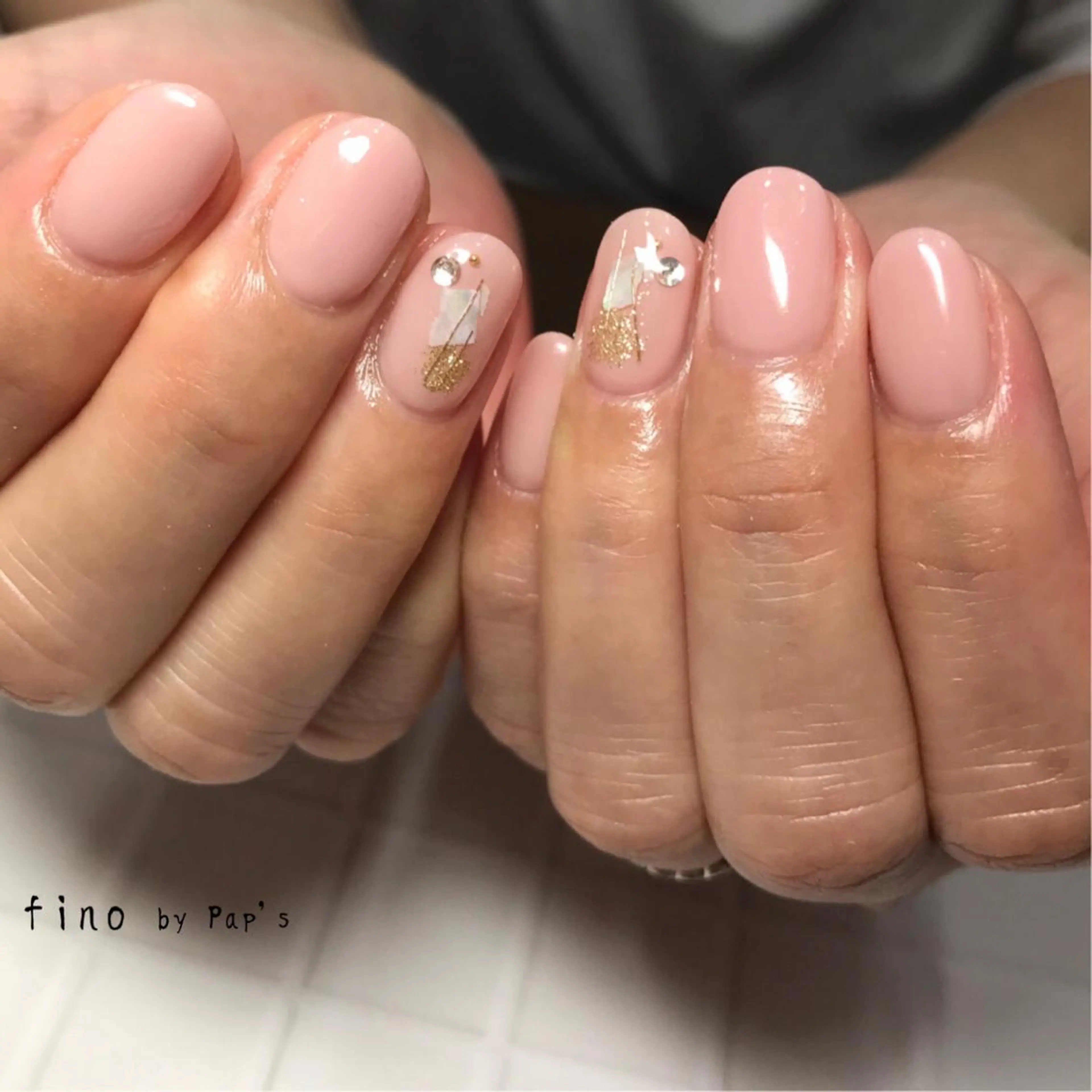 ネイル fino by Pap's所属・西畠 真由美のネイルデザイン