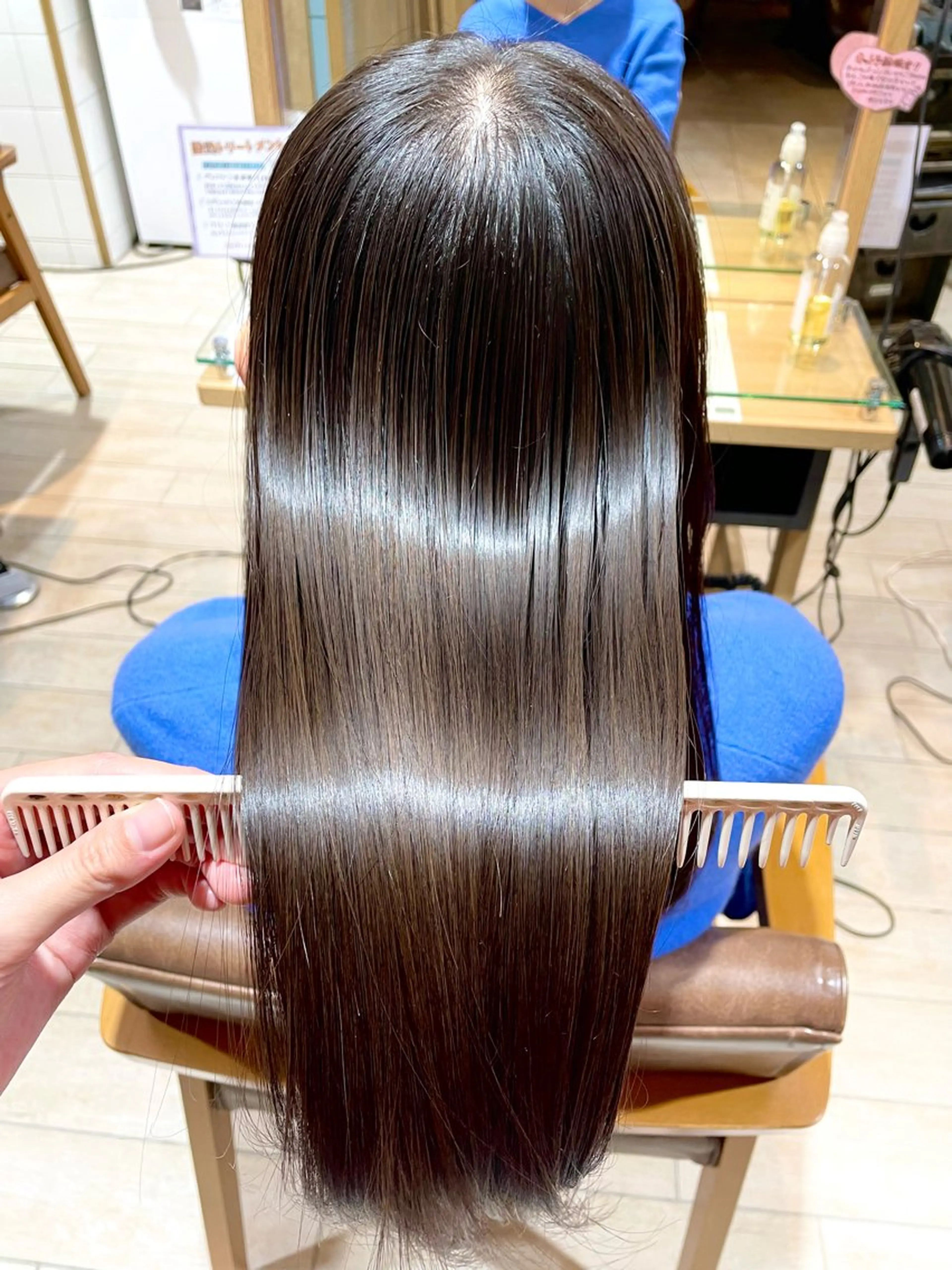 【1日でお悩み解決☀️】似合わせカット✂️＋サラツヤ縮毛矯正☔️＋カラー＋2stepトリートメント🫧の写真