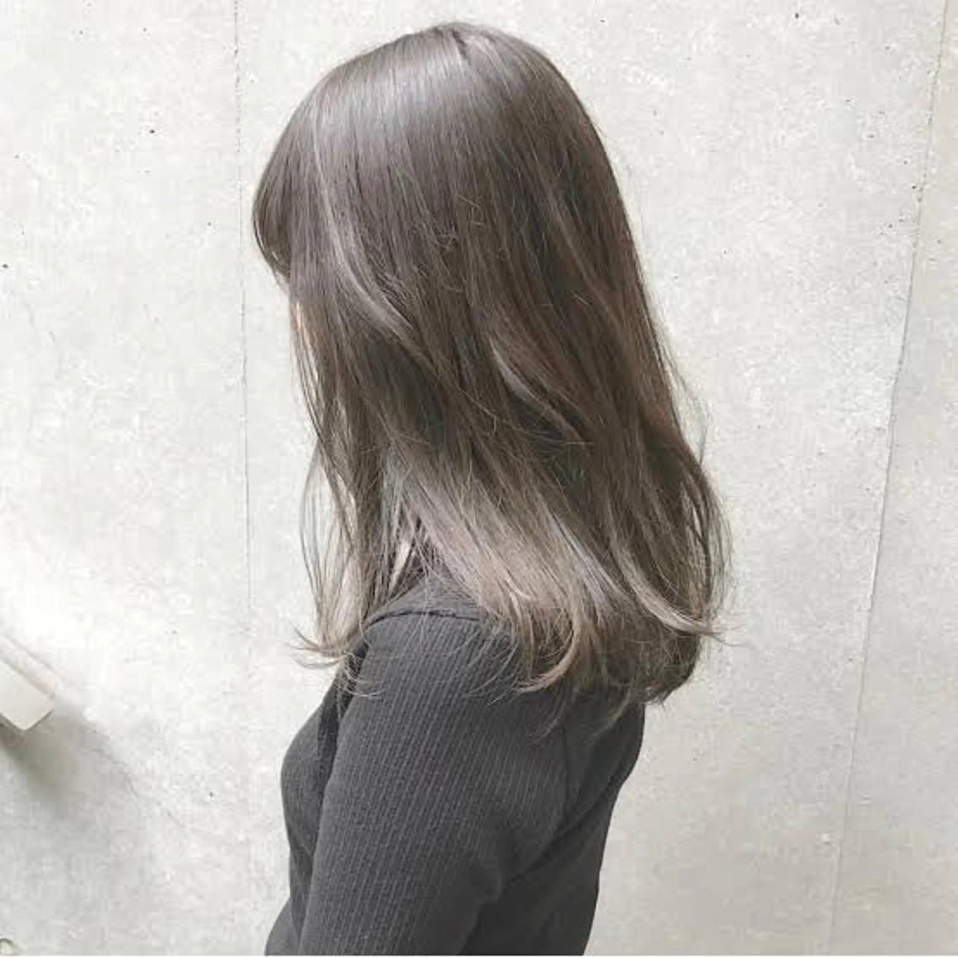ミディアム salowin 原宿店所属・髪質改善ULTOWA 縮毛矯正モリムラのヘアスタイル