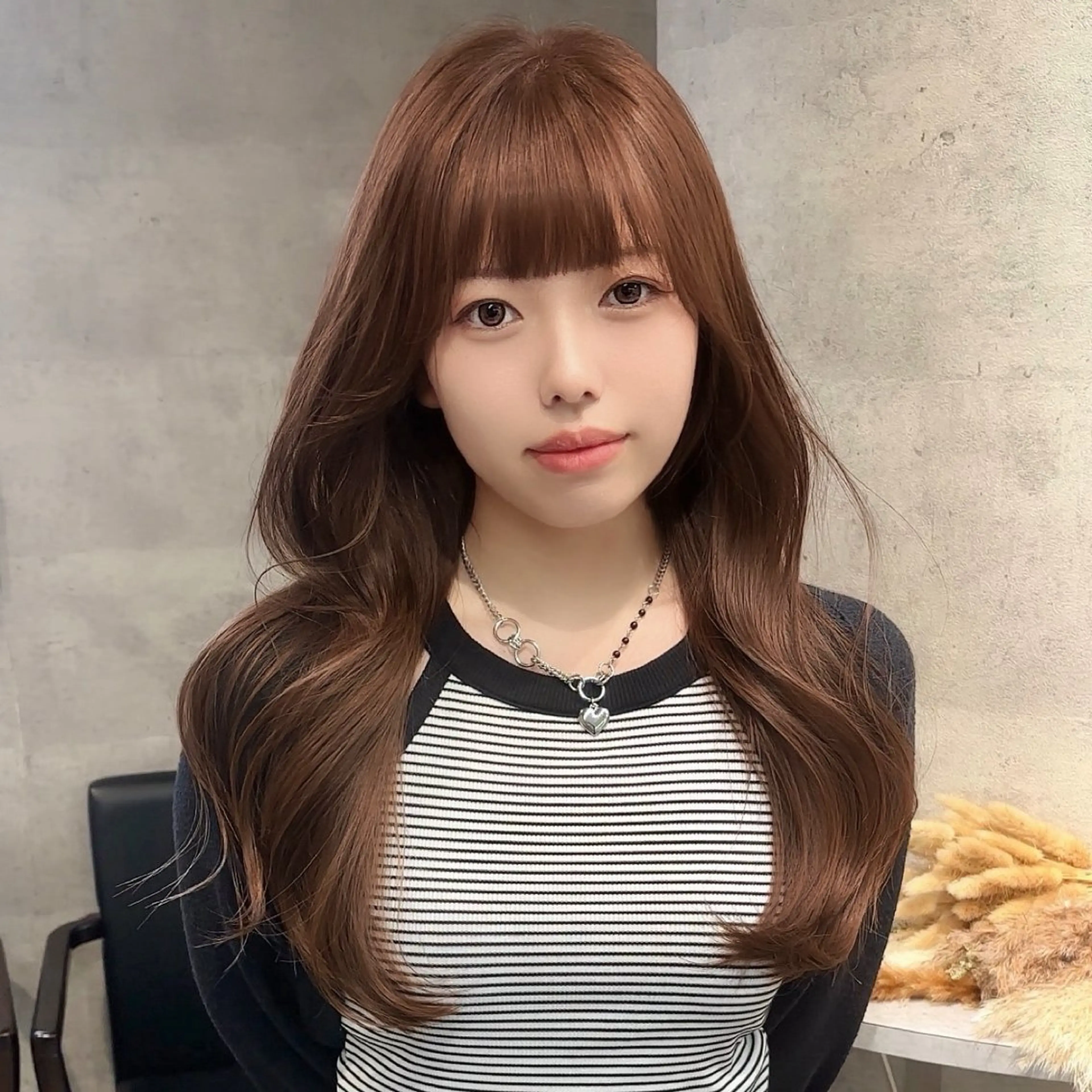 ロング くびれヘア 韓国風ヘア レイヤーカット ロング シースルーバング 新宿/韓国レイヤー 顔まわり/RIKUのヘアスタイル