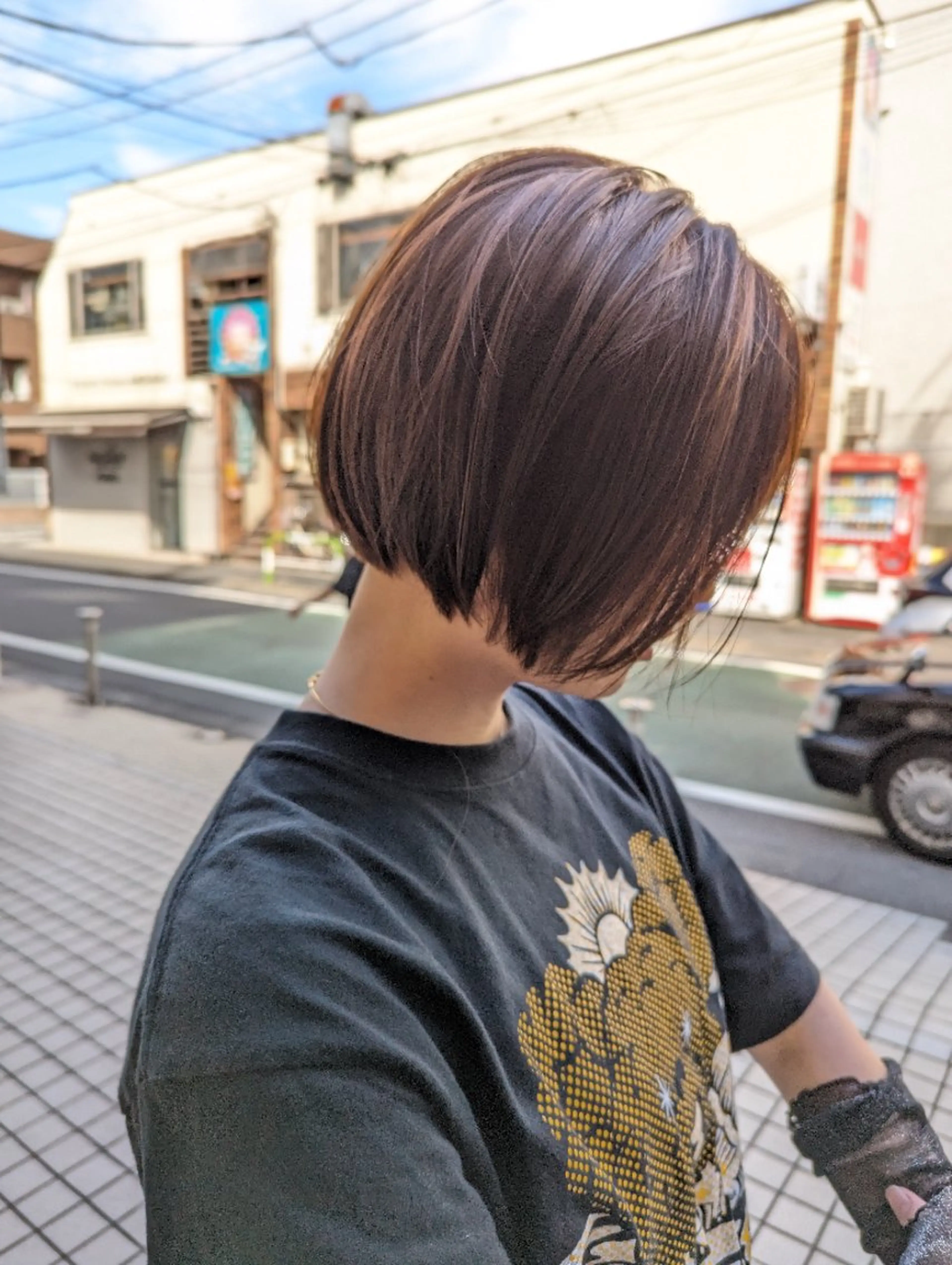 ミディアム ⭕鏡のような劇艶に ⭕️賀川サトシのヘアスタイル