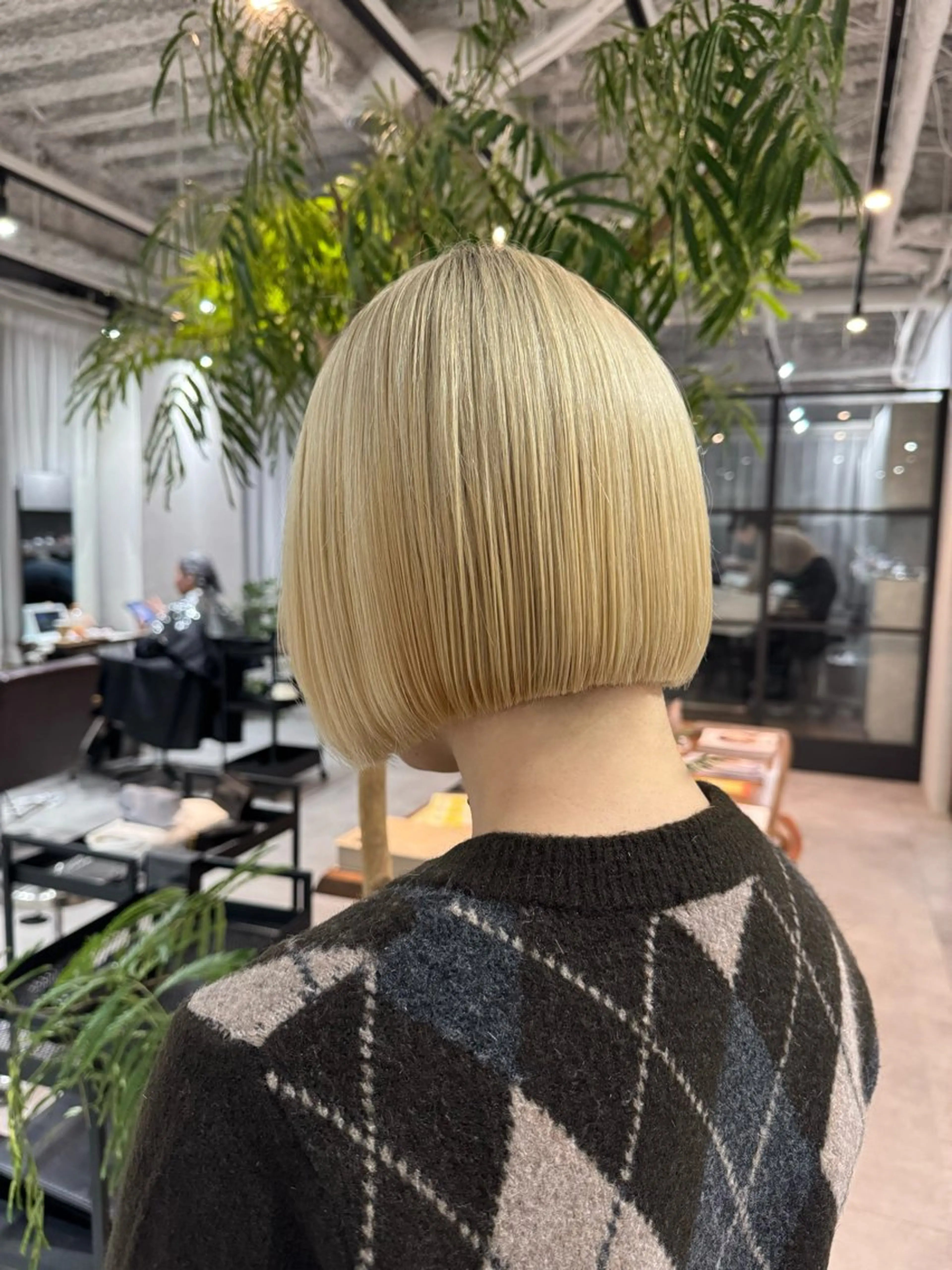 ミディアム カット 🌈ボブ/縮毛矯正/ 梅田美容室🌈もあのヘアスタイル