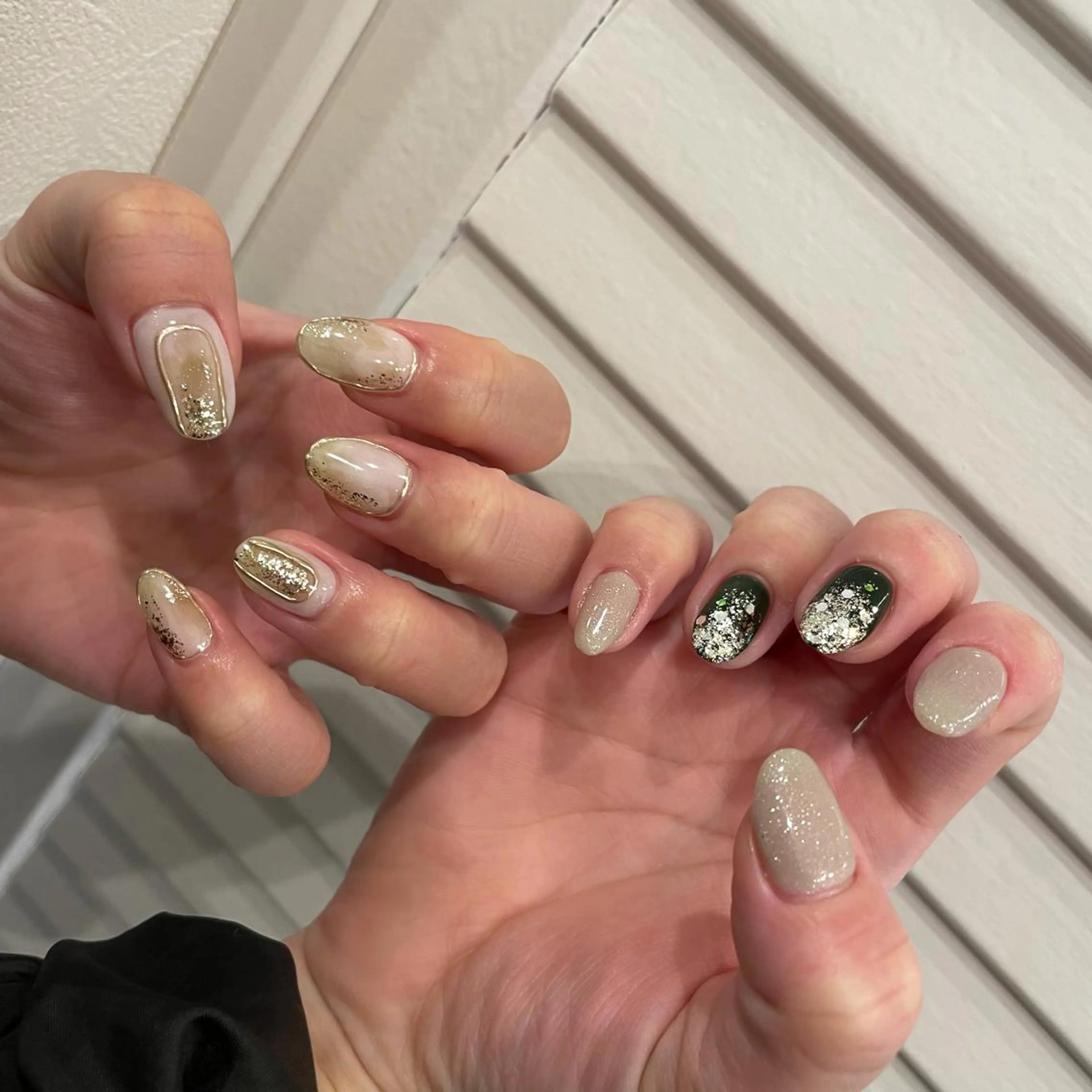 ネイル グリーン 持ち込み ニュアンスネイル ハンドネイル miu nail所属・MIUNail YUMIのネイルデザイン