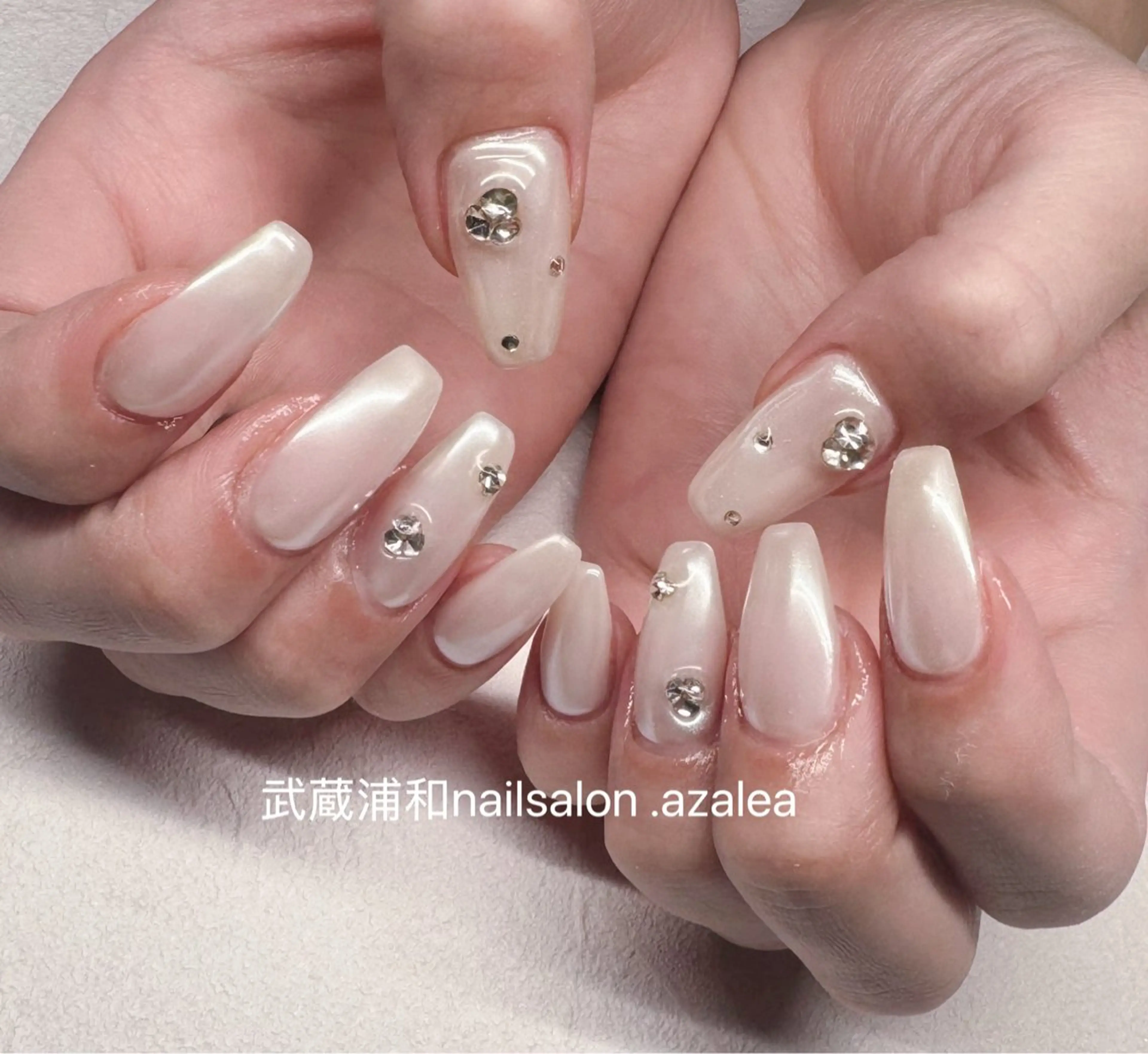 ネイル ハンドネイル R inのネイルデザイン