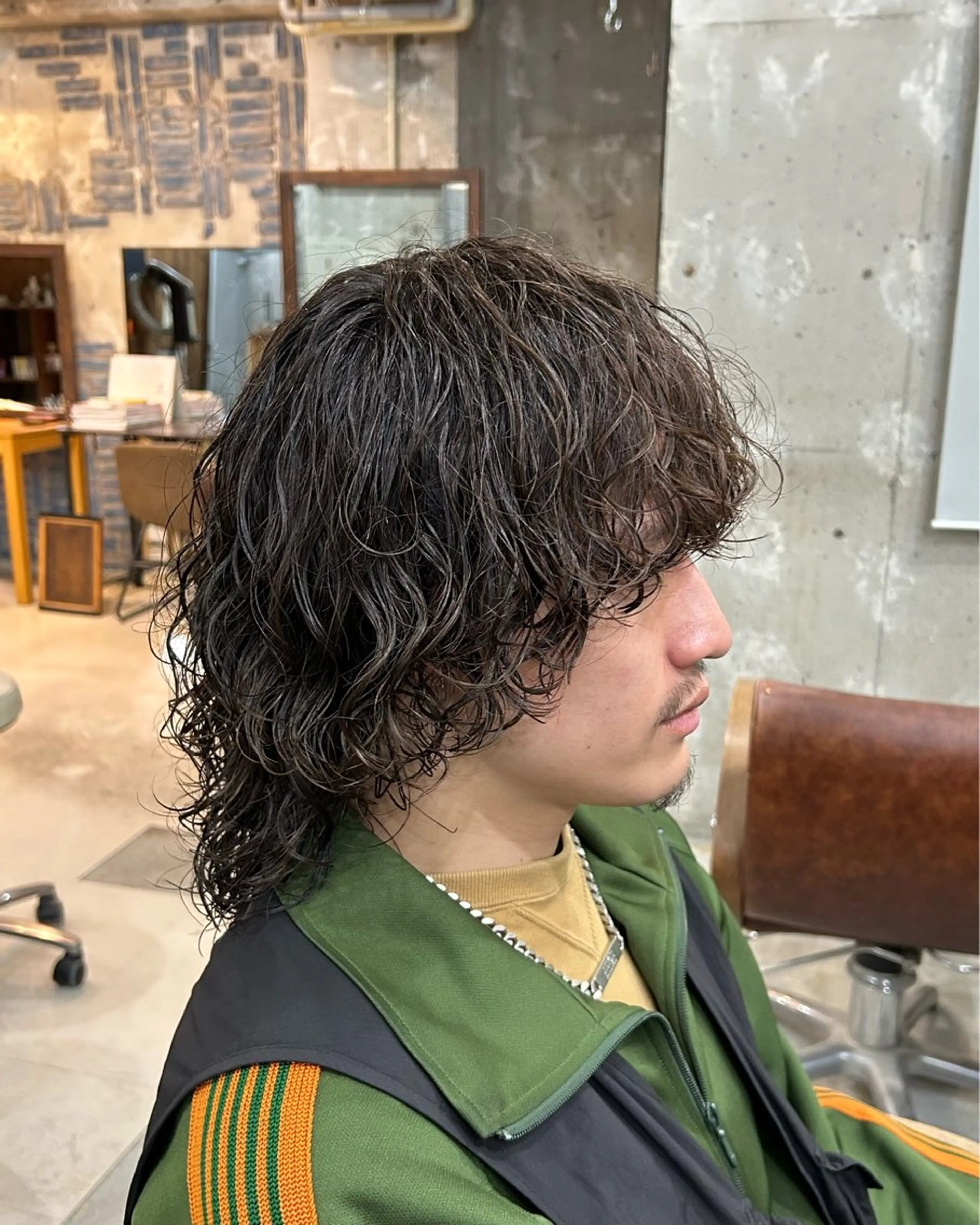 カラー パーマ メンズ カット パーマ RACCOON.TOKYO 渋谷店所属・メンズカット🐺 パーマ特化🔥舜のヘアスタイル