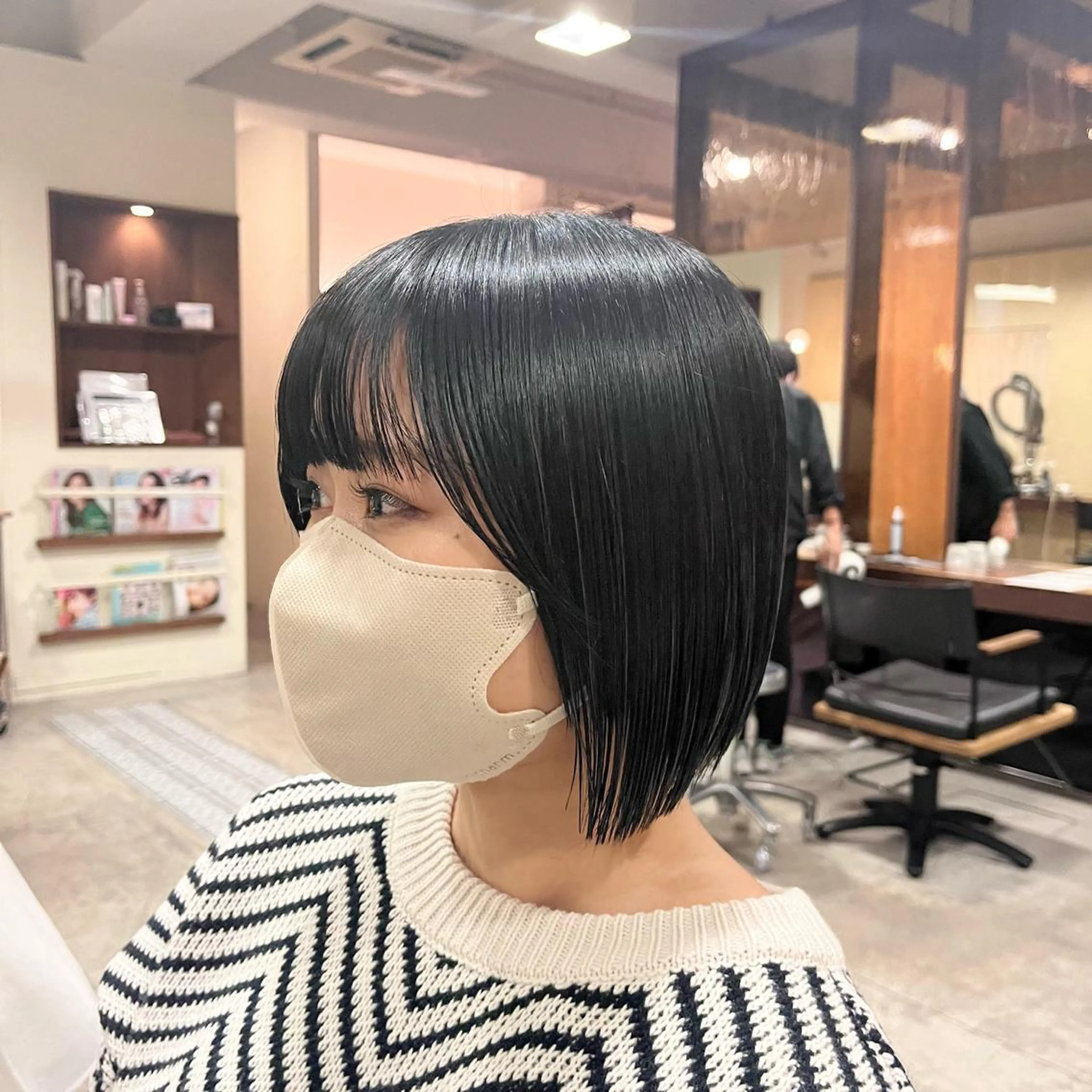 ショート ボブ 伸ばしかけ ハイライト ショートヘア 田中 鈴乃の眉毛・アイブロウイメージ