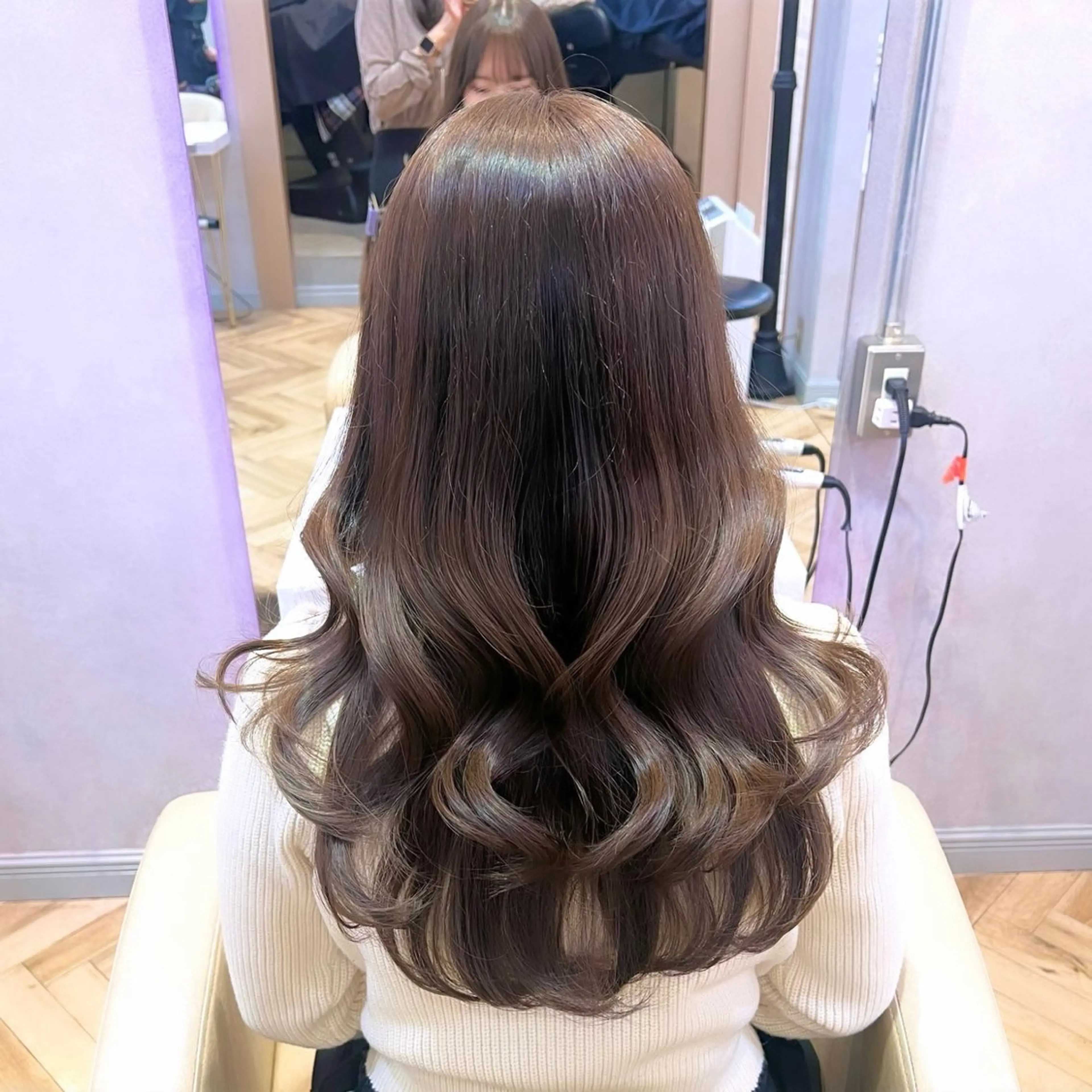 ロング カラー ベージュカラー ブリーチ ブリーチなしカラー オリーブベージュ 🎀韓国レイヤー🎀 顔周り　とばみかのヘアスタイル