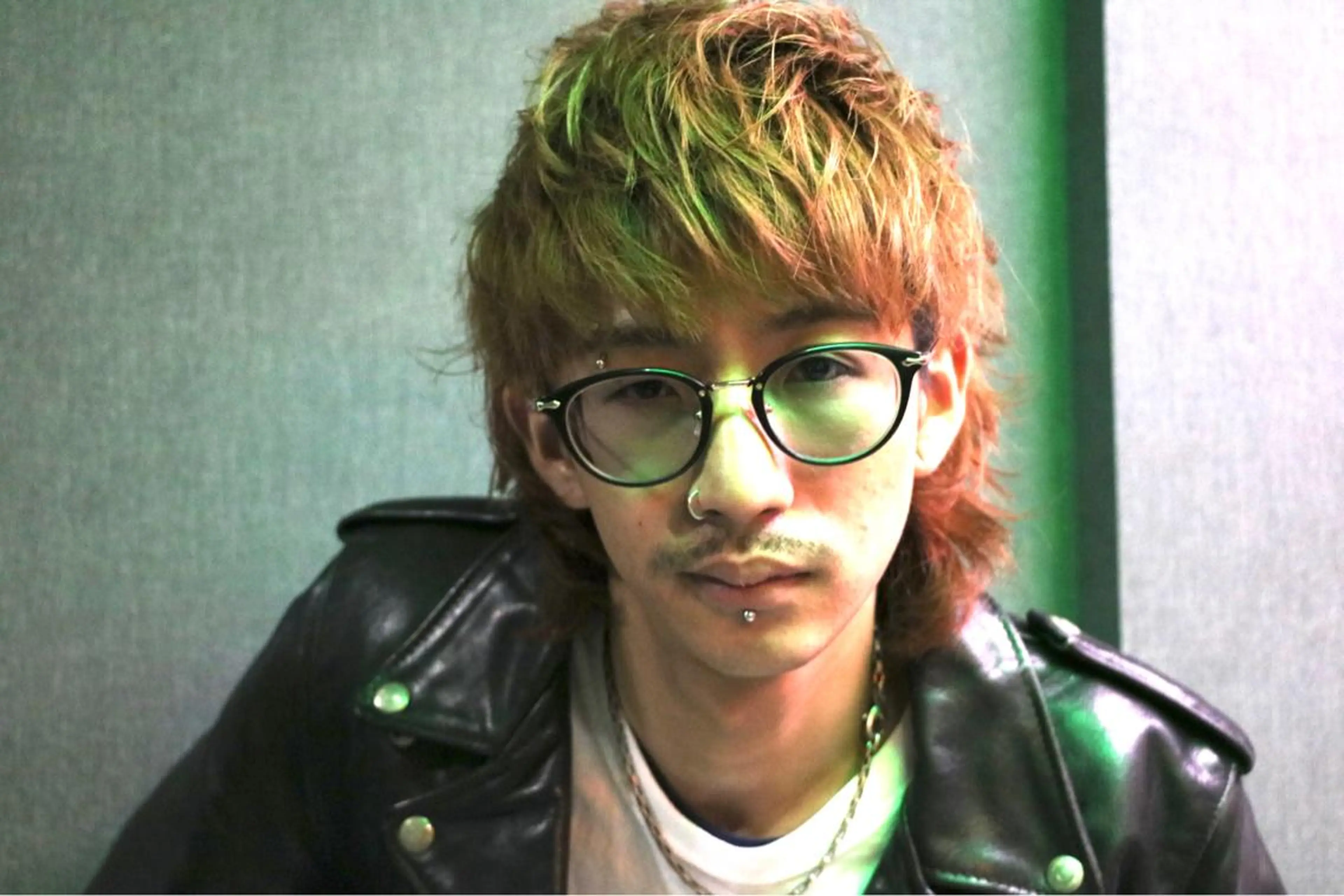 カラー メンズ メンズブリーチ メンズウルフカット ブリーチ ウルフカット メンズサロンLOSS所属・メンズサロン rootのヘアスタイル