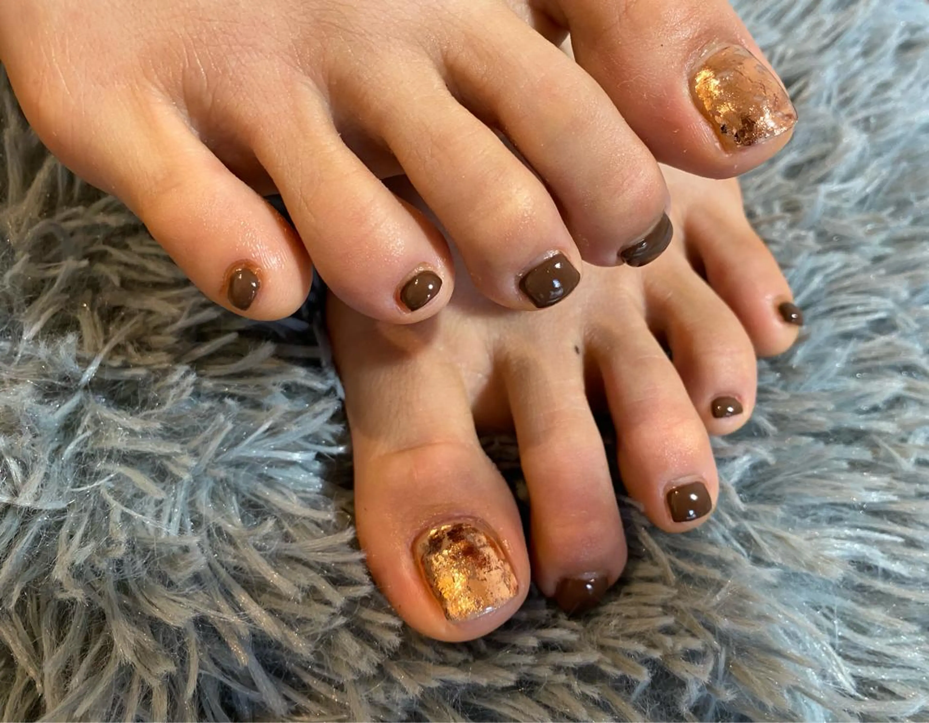 ネイル フットネイル 岡本 奈央子のネイルデザイン