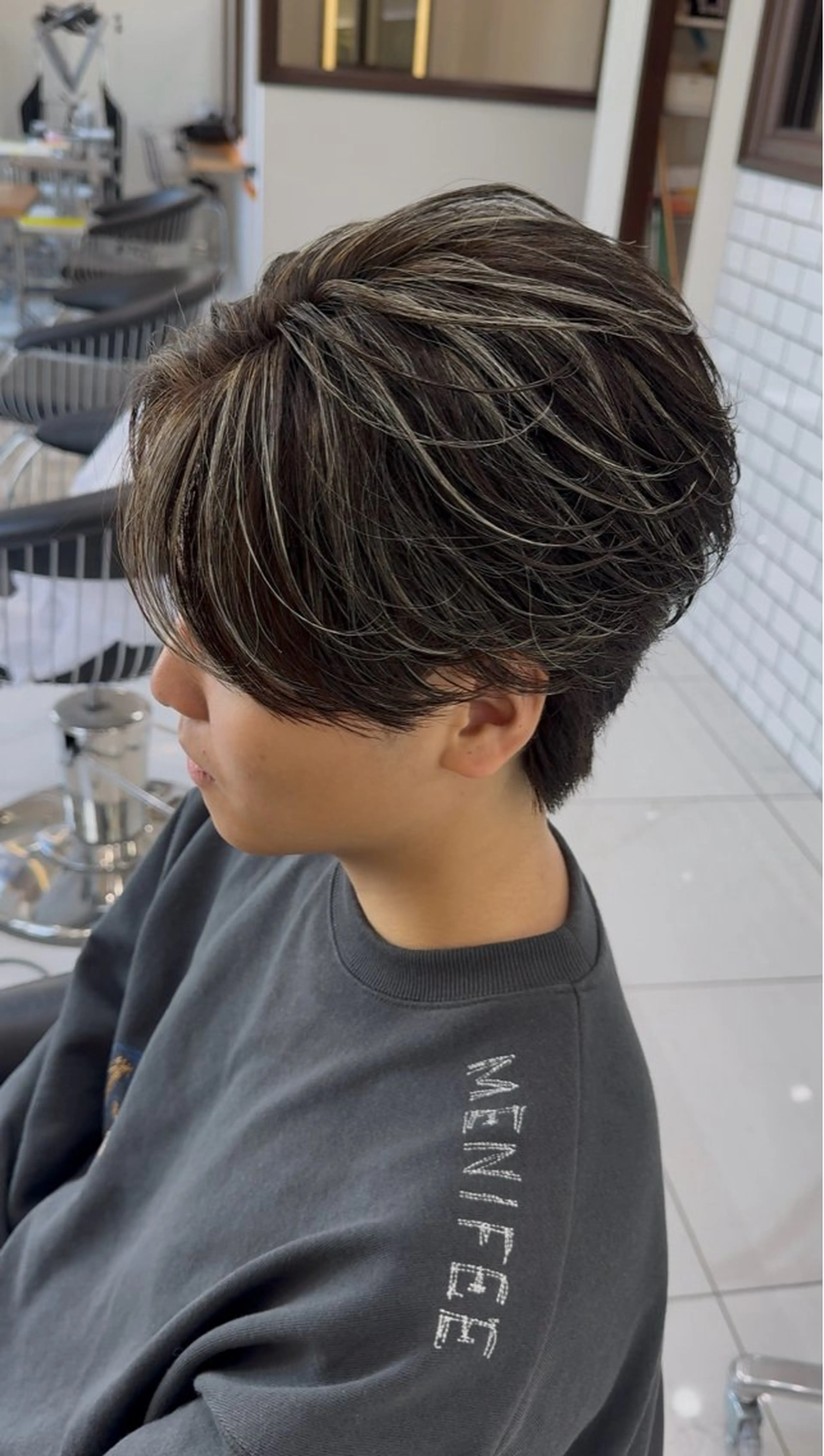 メンズ メンズハイライト メンズメッシュ カット ヘアカラー 白髪ぼかしメッシュ/ 大人メッシュ/ゆうとのヘアスタイル