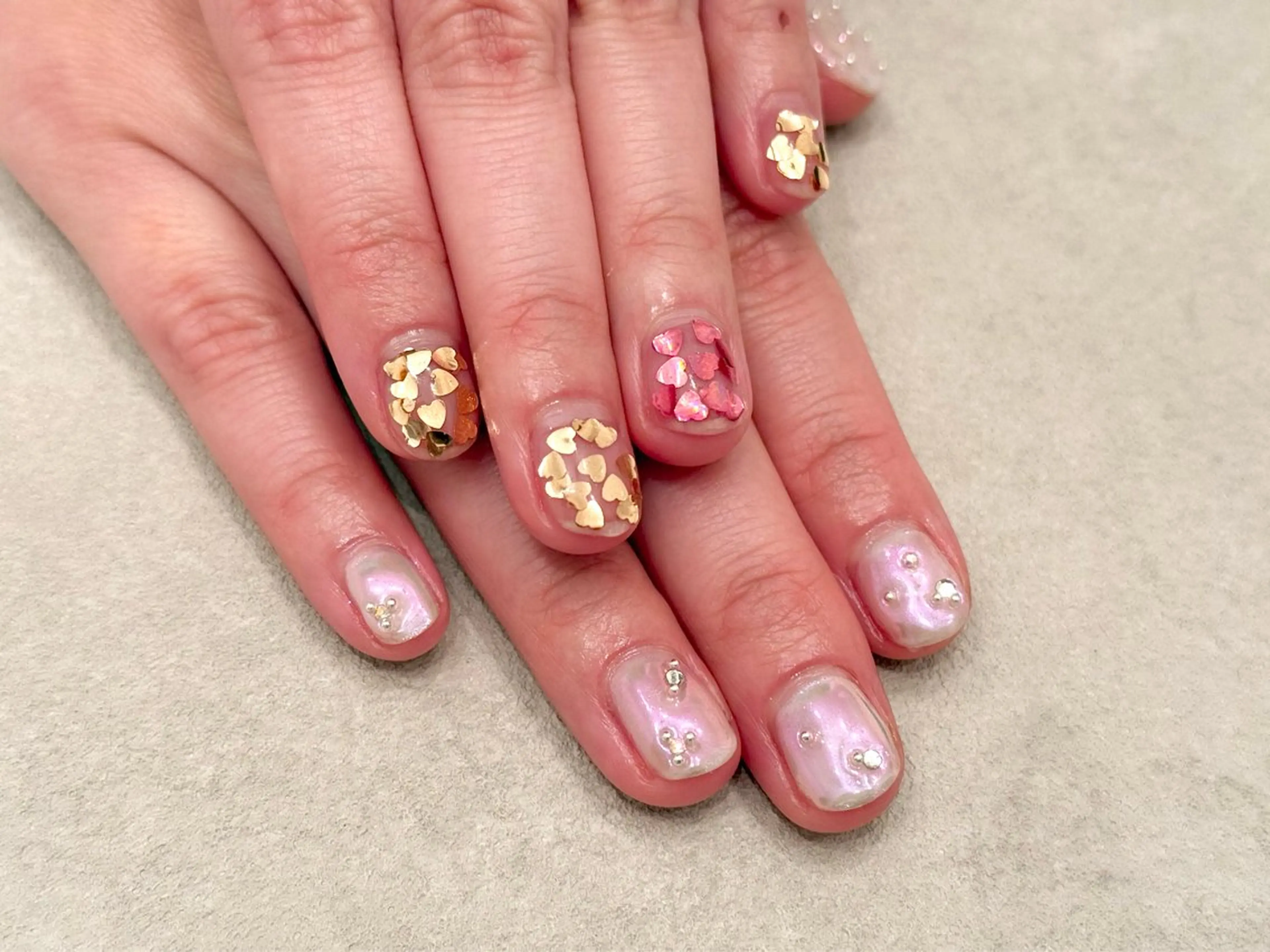 ネイル ハンドネイル ハンドケア nail salon swaddle 🪽のネイルデザイン