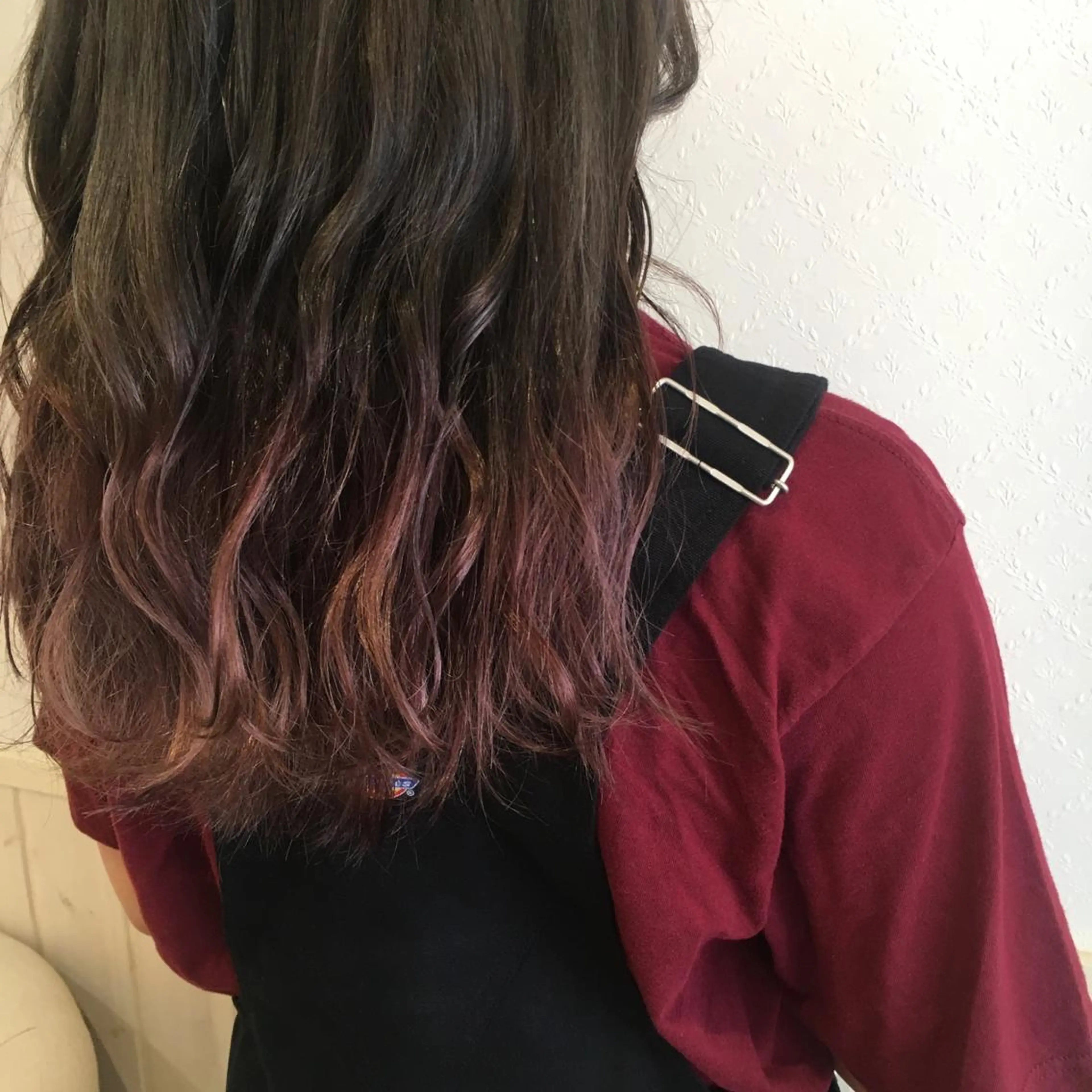 ロング カラー ヘアカラー 宮内 真乃のヘアスタイル