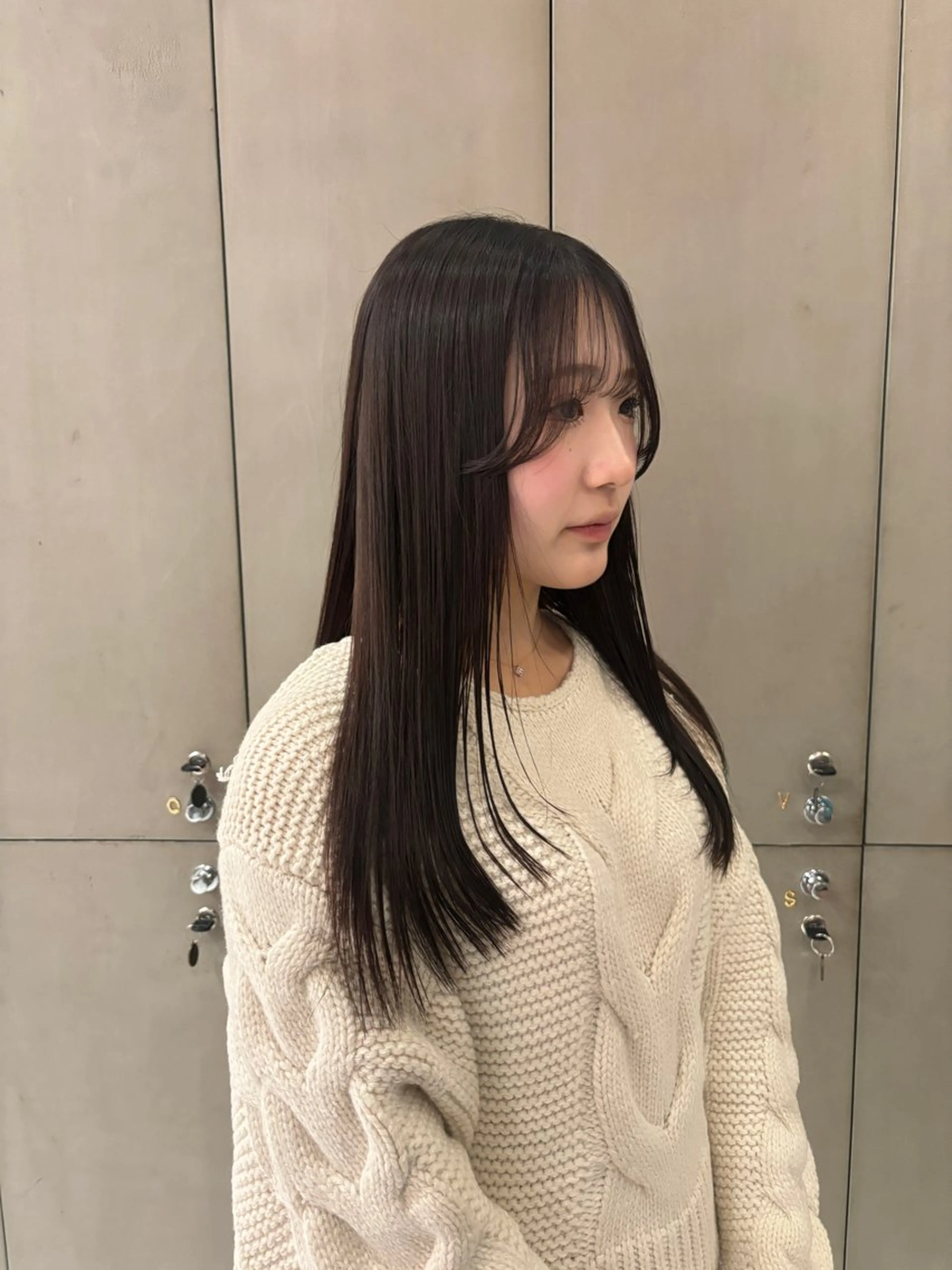 ロング カラー グレージュ カット ヘアカラー ️🩵RINKA/ ハイトーンカラー🩵のヘアスタイル