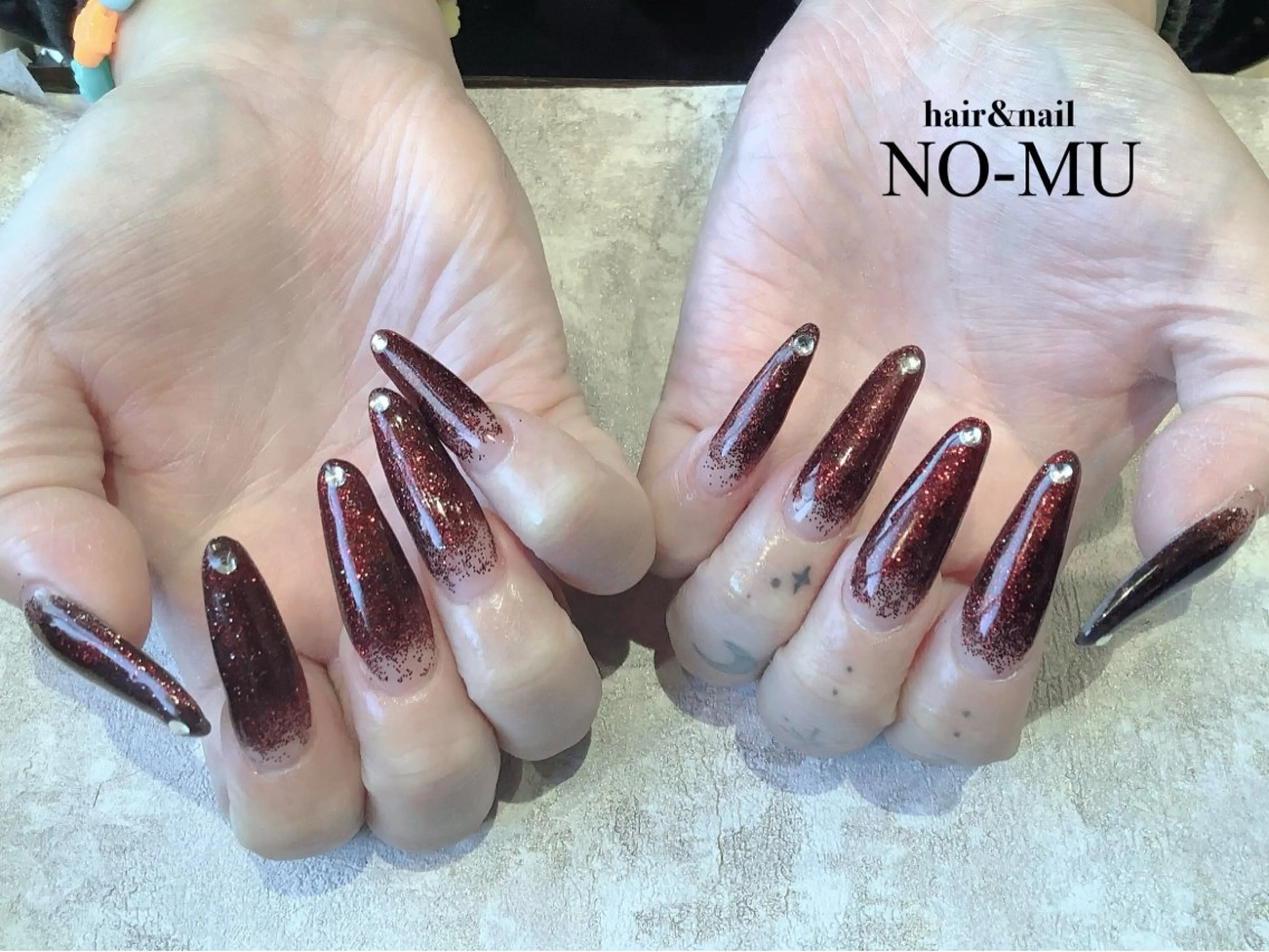 ネイル ラメ(グリッター) ラメグラデーション スカルプネイル ハンドネイル hair&nail NO-MU所属・hair&nail NO-MUのネイルデザイン