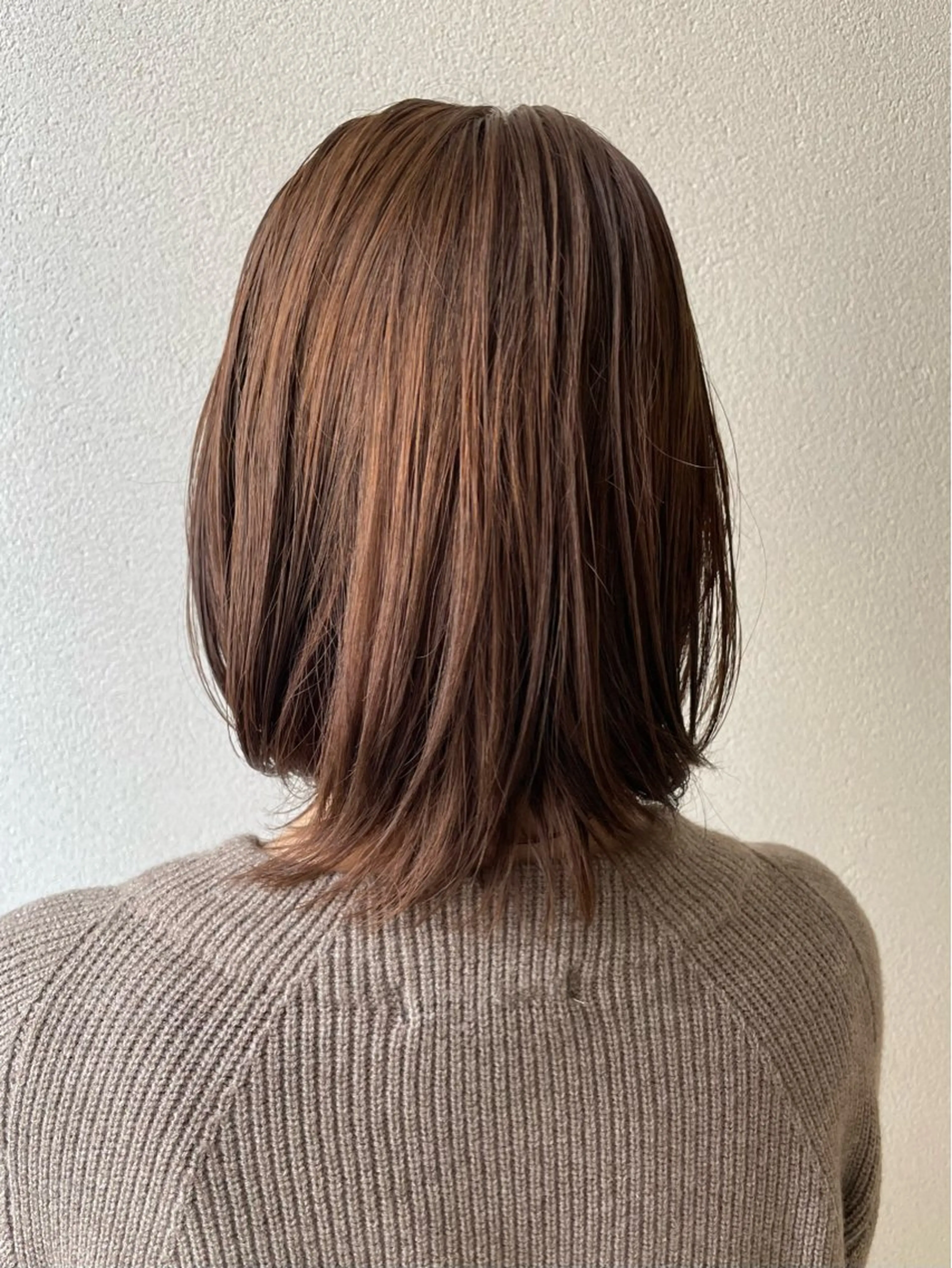ミディアム カラー ベージュカラー 沢田 瞳のヘアスタイル