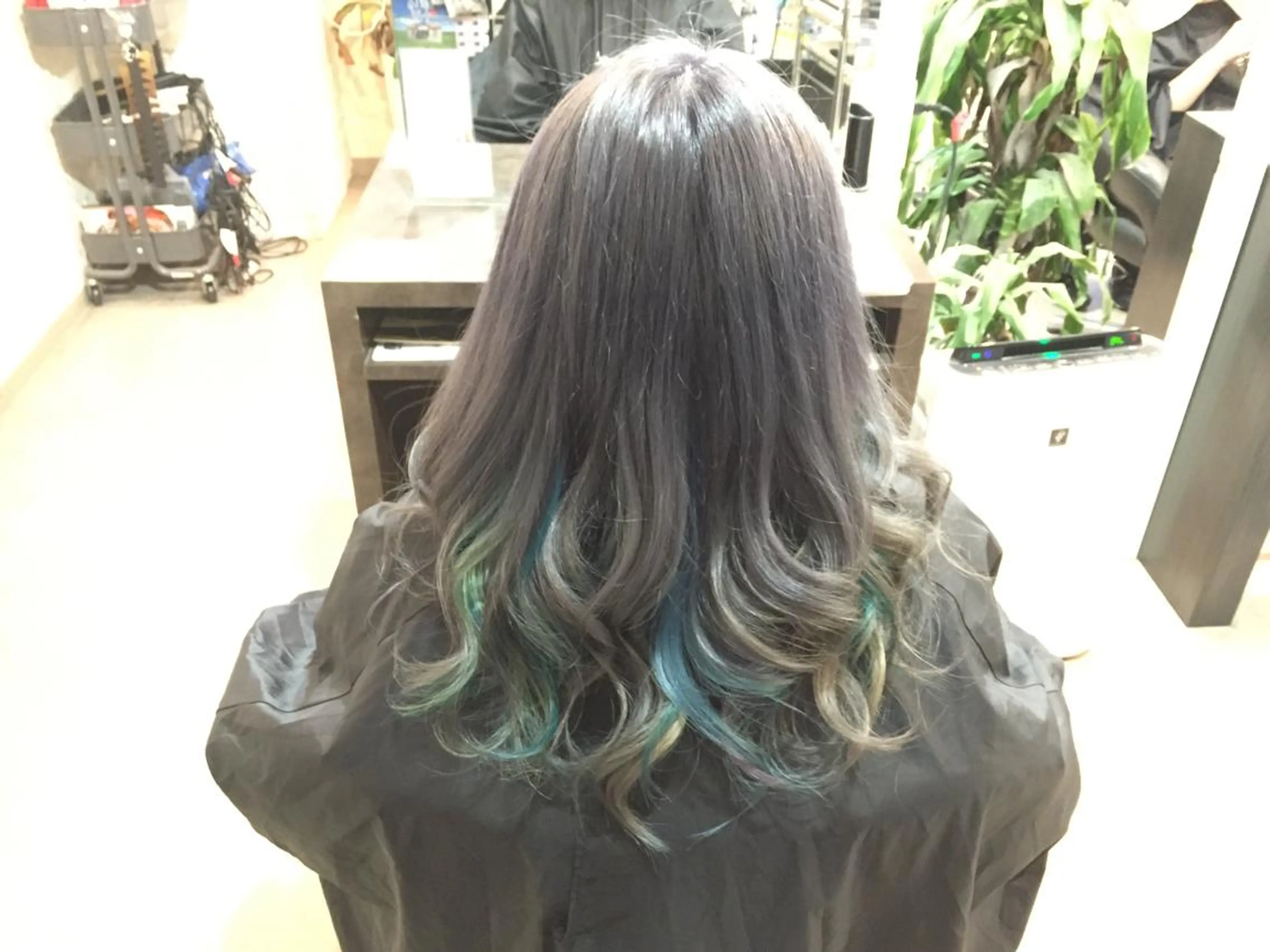 セミロング カラー インナーカラー 💓シールエクステ for...のヘアスタイル