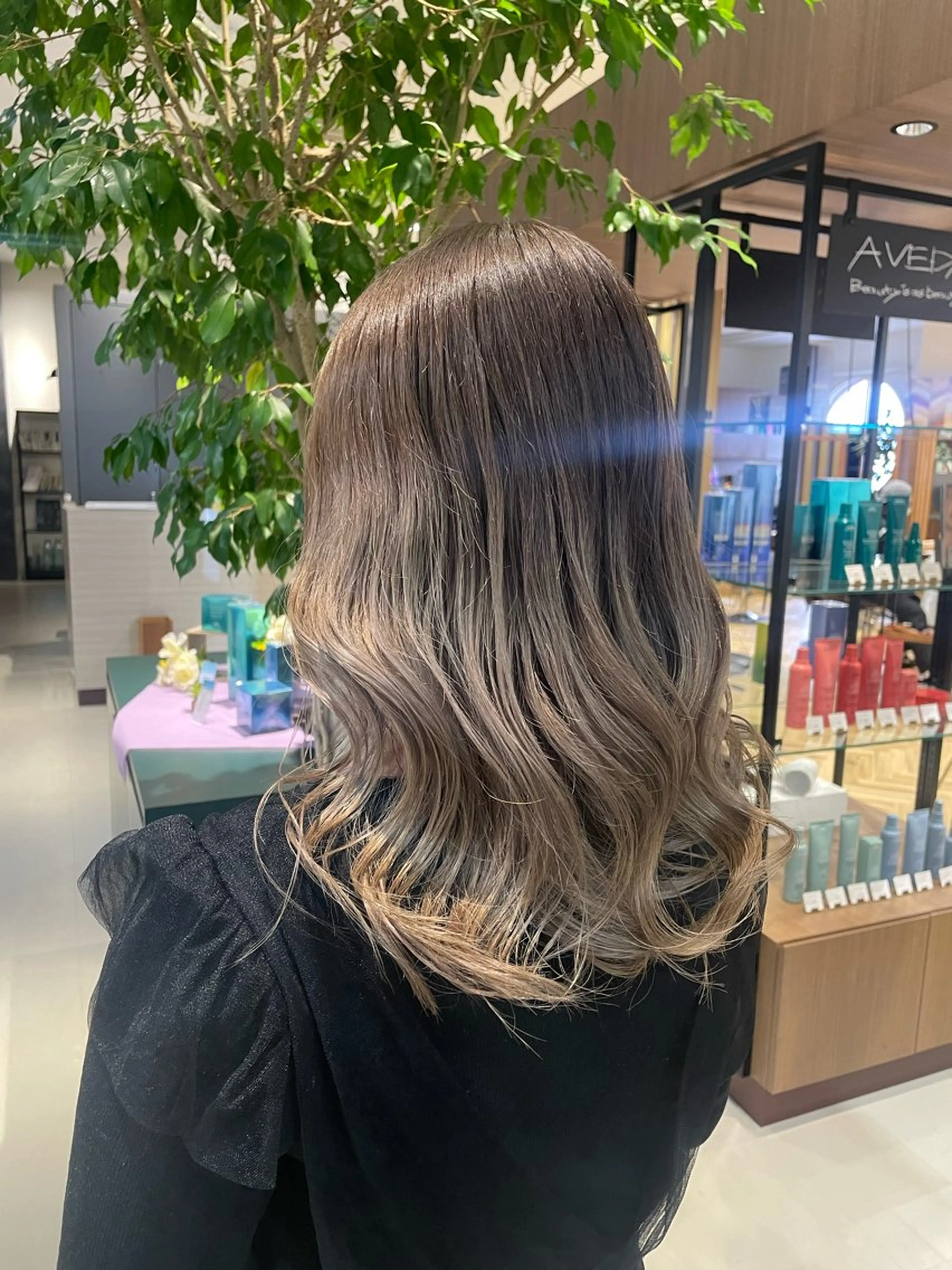 ロング キルンサンピアン所属・ナチュラルカラー 児玉優香のヘアスタイル