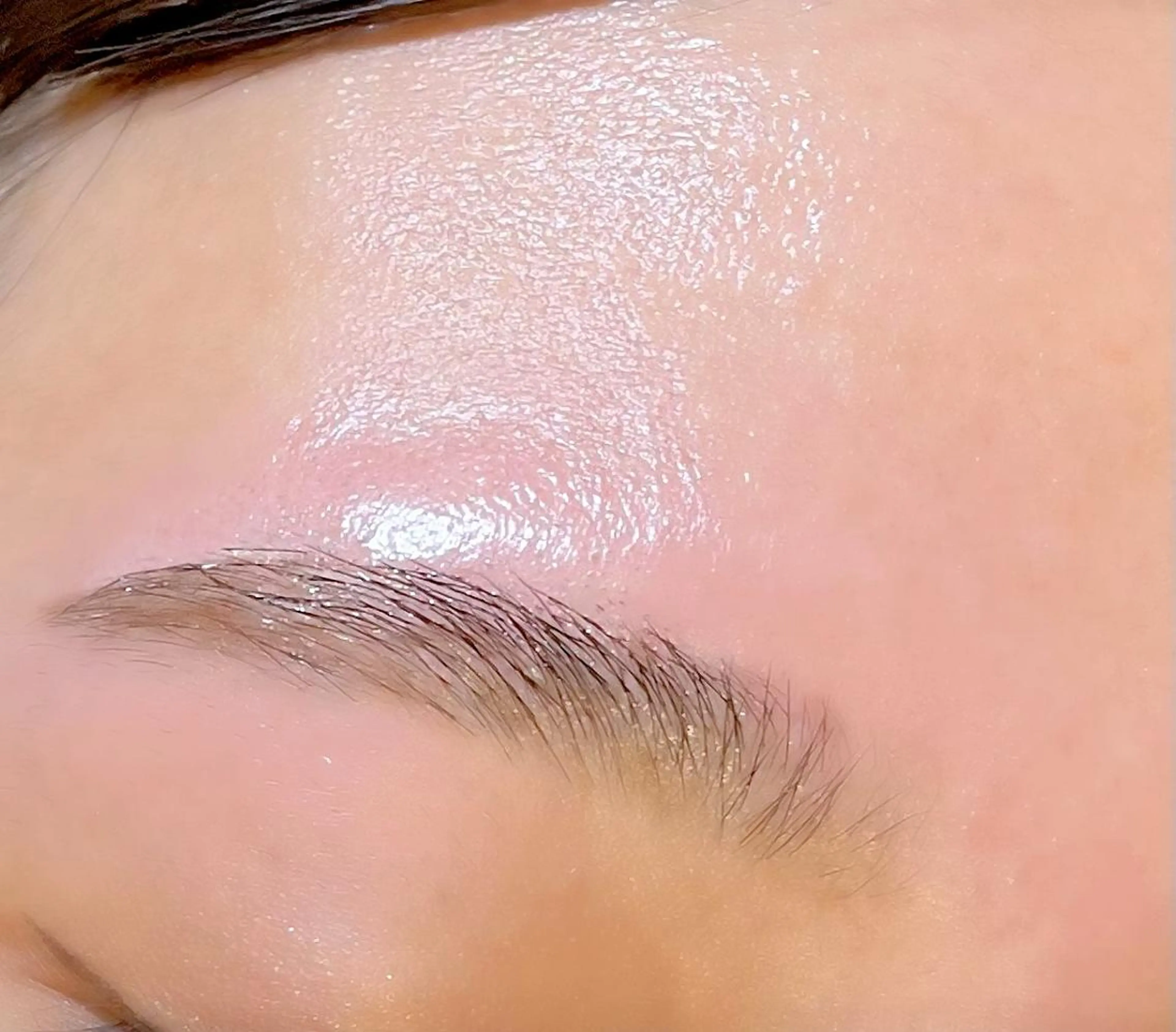 アイブロウ 西村 未羽/ﾏﾂｴｸ /網紅/ﾊﾟﾘのマツエク・マツパデザイン