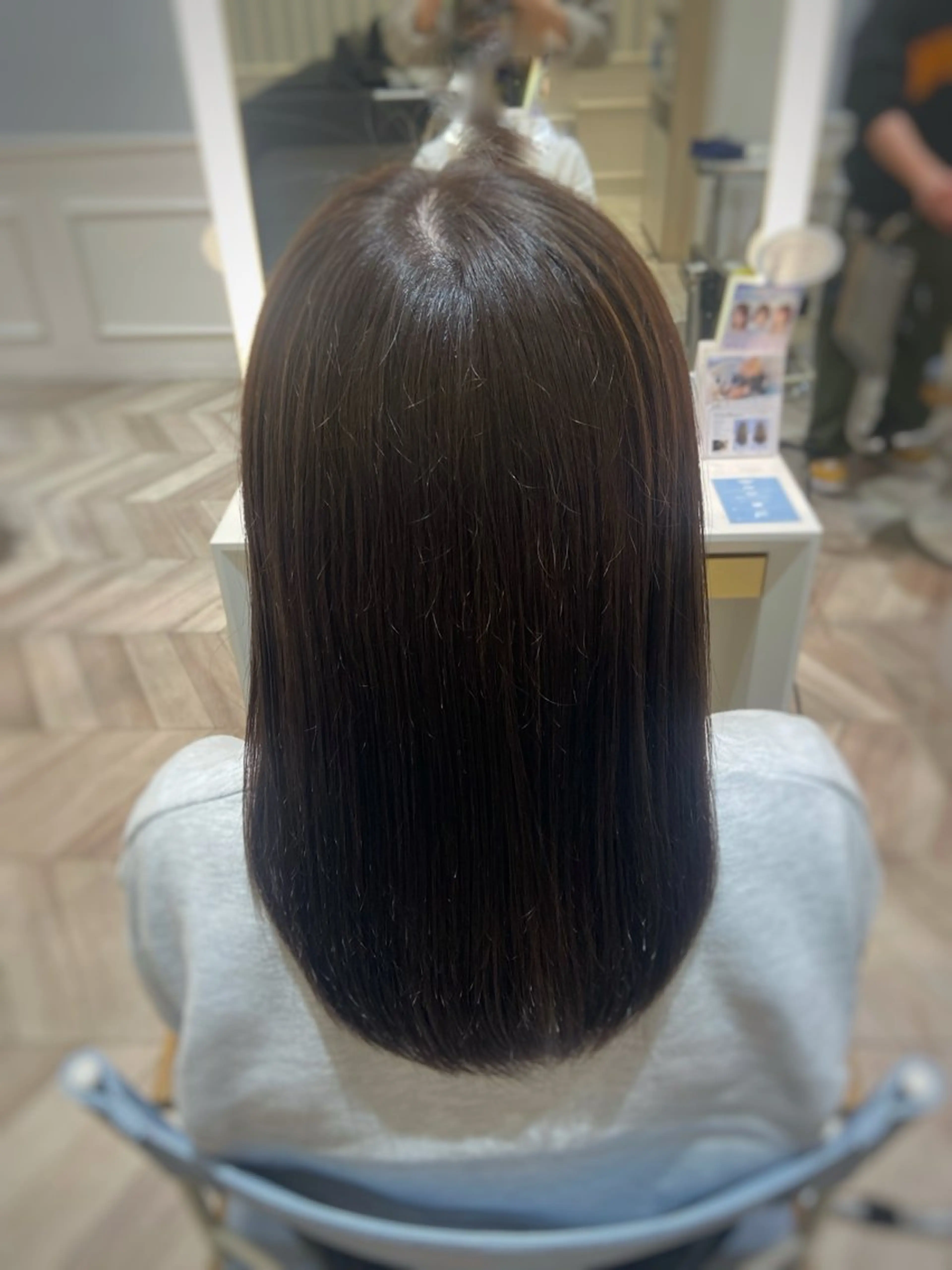 セミロング カット 縮毛矯正 ✨垢抜け/似合わせ✨ モテ髪/井谷拓馬のヘアスタイル