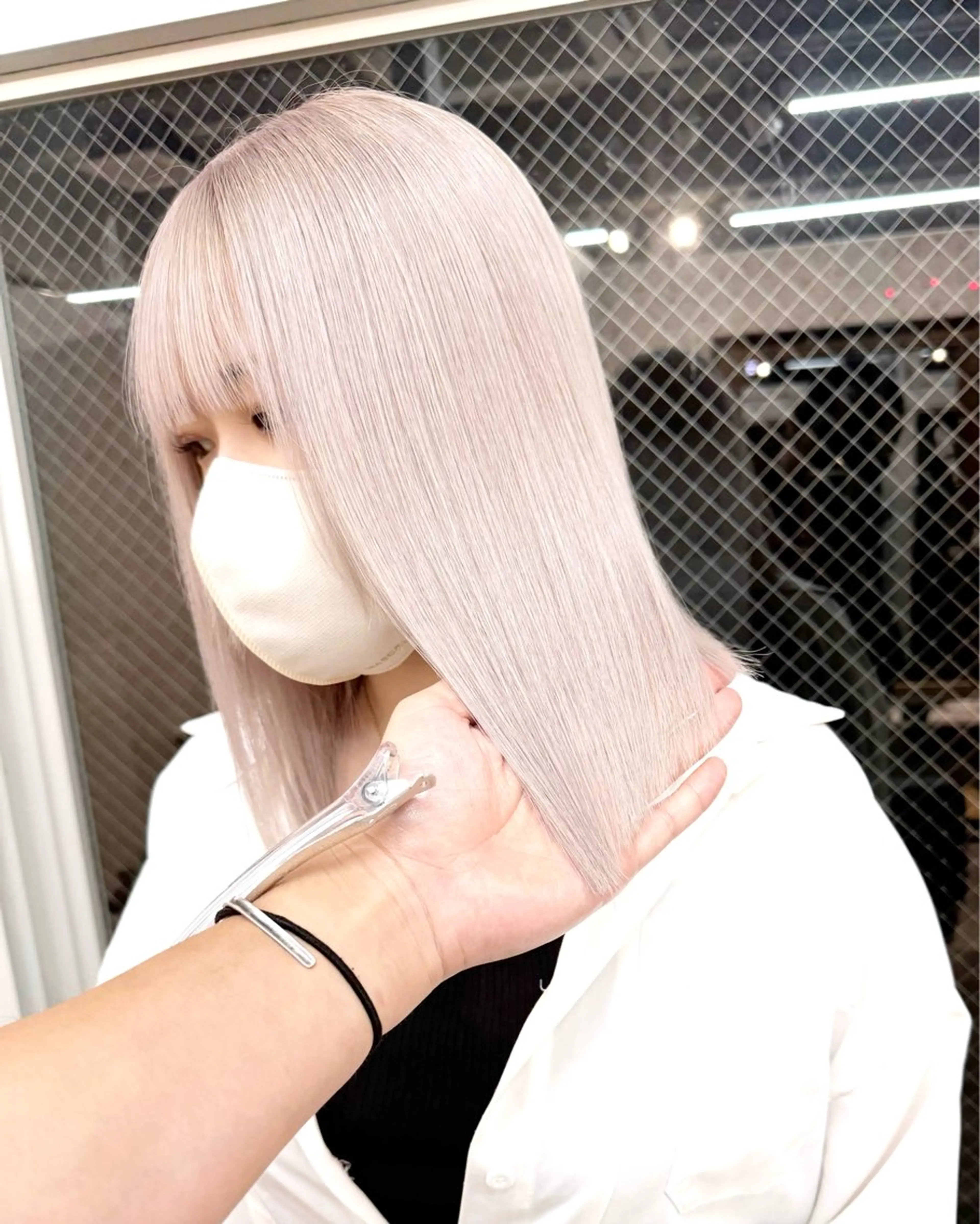 ミディアム カラー ヘアアレンジ ミディアムパーマ ブリーチ ケアブリーチ ダブルカラー ハイライトカラー ヘアカラー トリートメント lani 天神大名/ブリーチのヘアスタイル