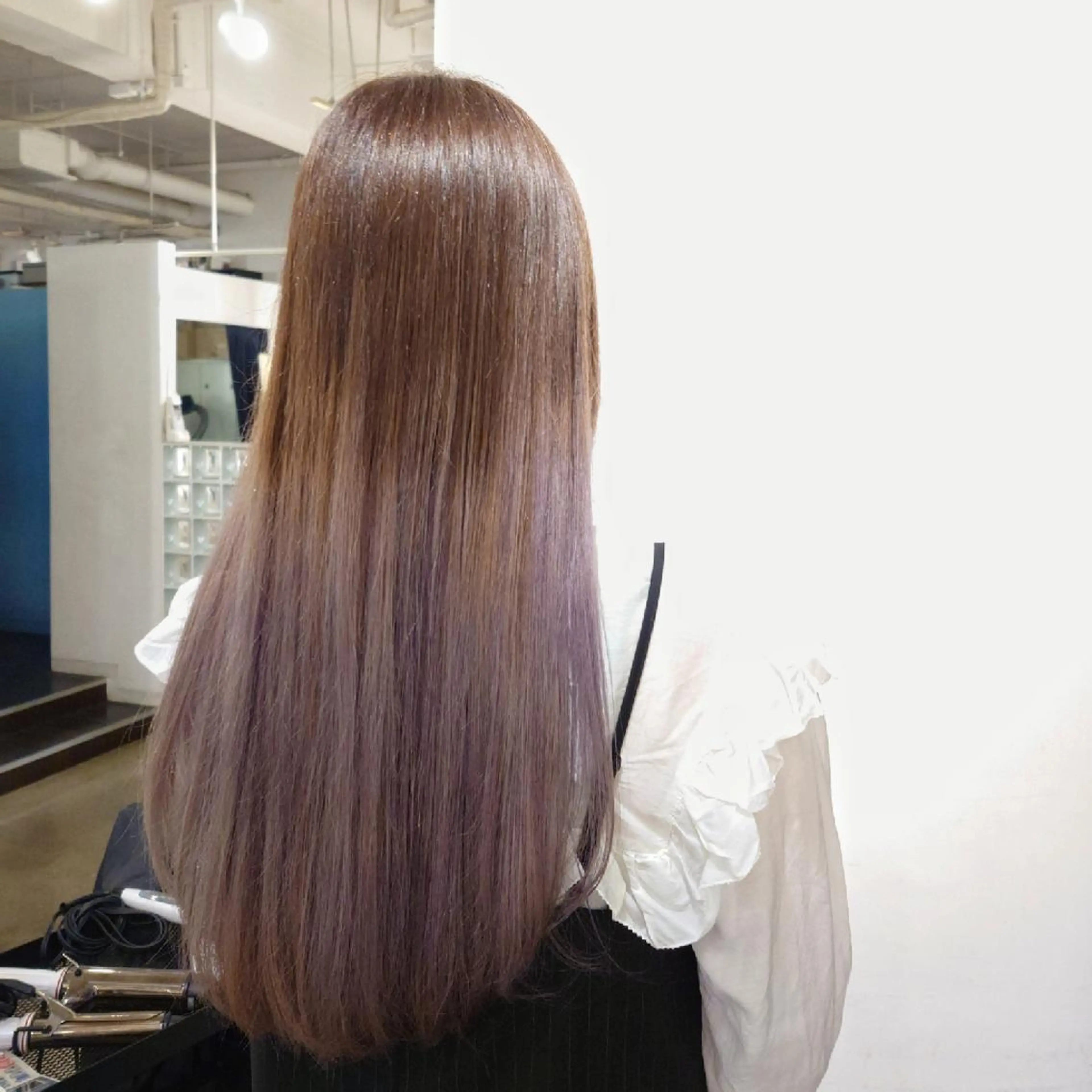 ロング カラー Des.Art所属・津田 祐輔のヘアスタイル