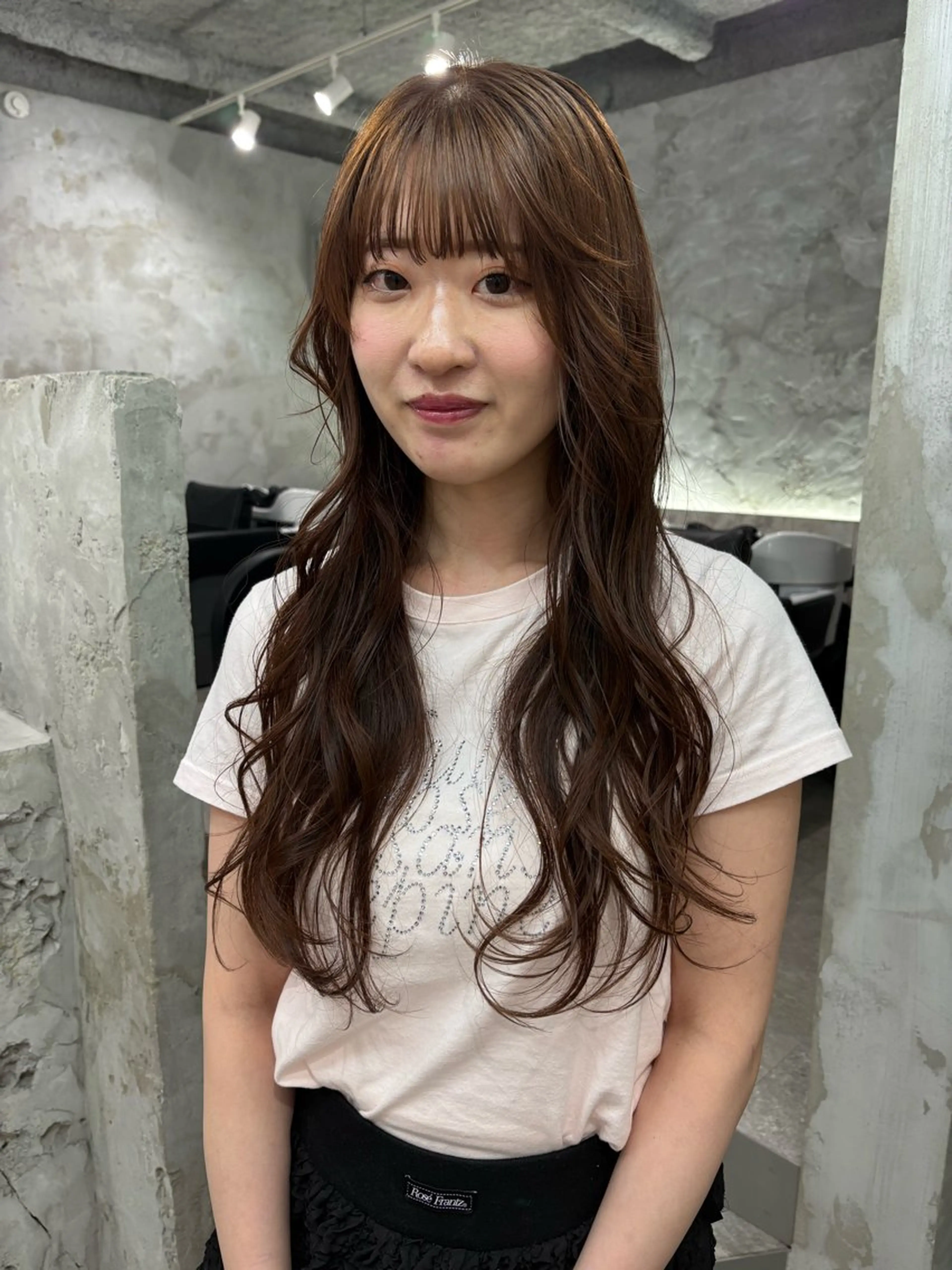 セミロング ヘアカラー Iwama momokaのヘアスタイル