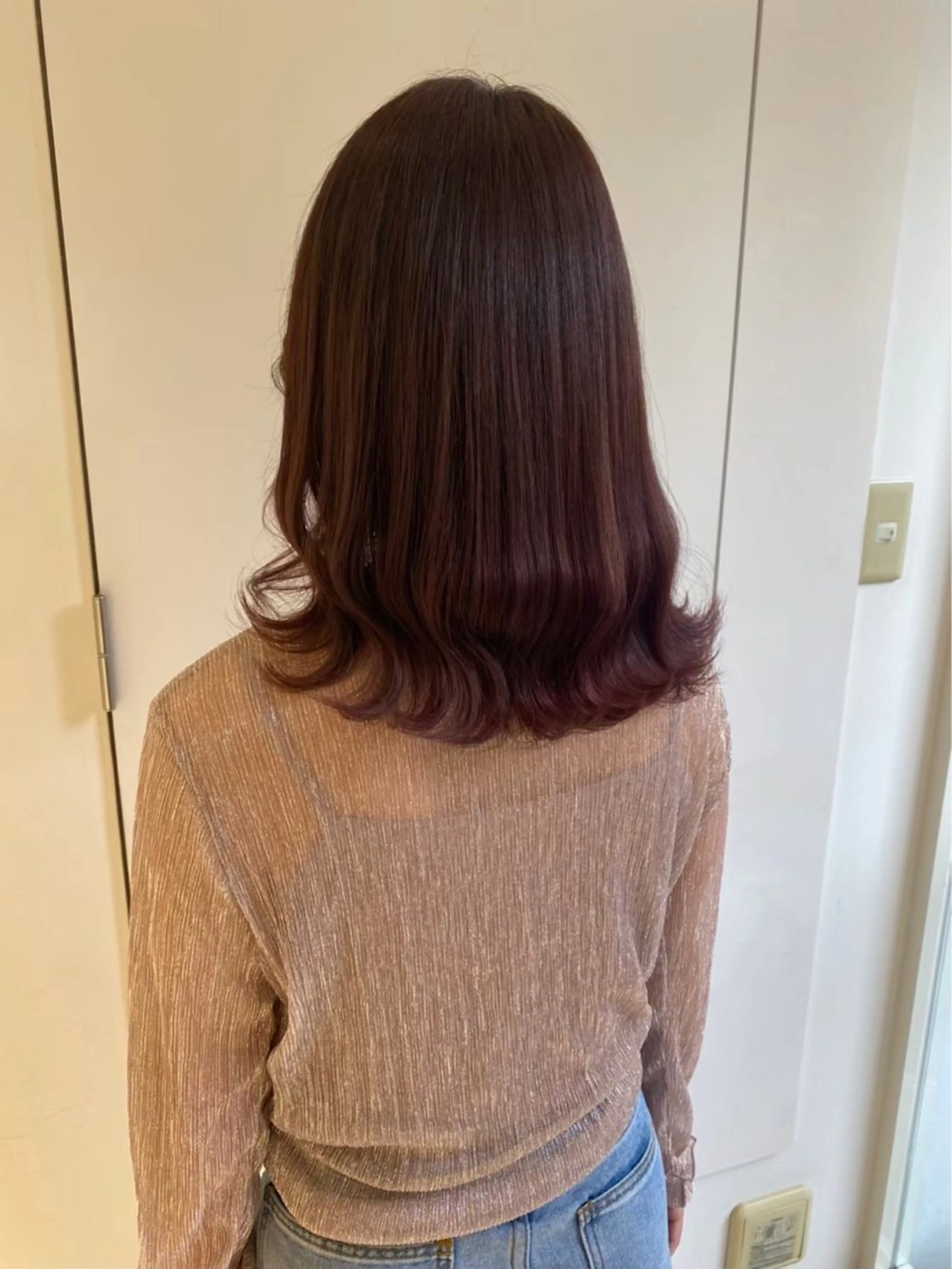 セミロング カラー ブリーチ ラベンダーカラー ブリーチなしカラー ピンクカラー ピンクラベンダー 今井 愛歩のマツエク・マツパデザイン