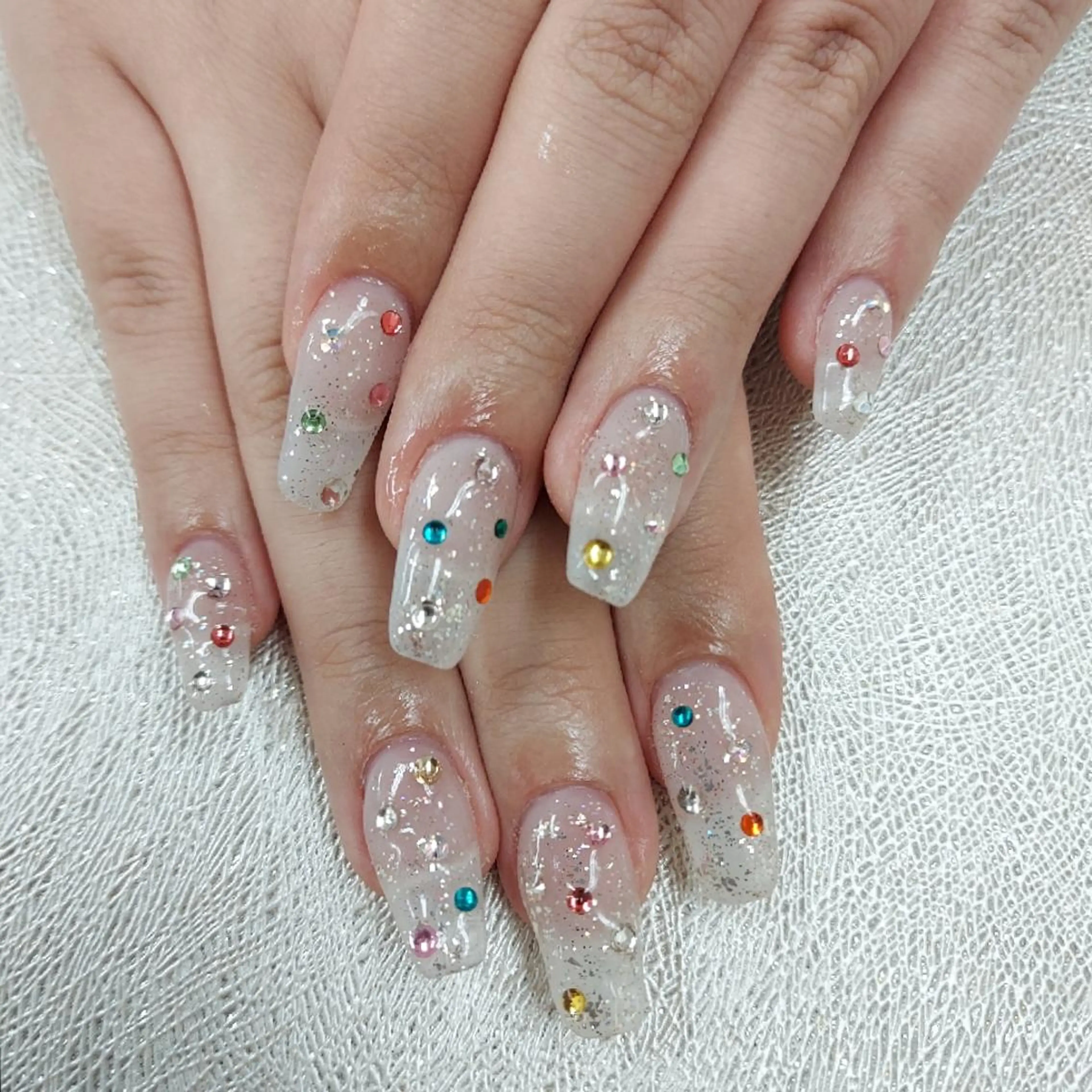 ネイル アートネイル ジェルネイル 持ち込み ニュアンスネイル パラジェル 河野ちえ (雑誌掲載サロン)のネイルデザイン