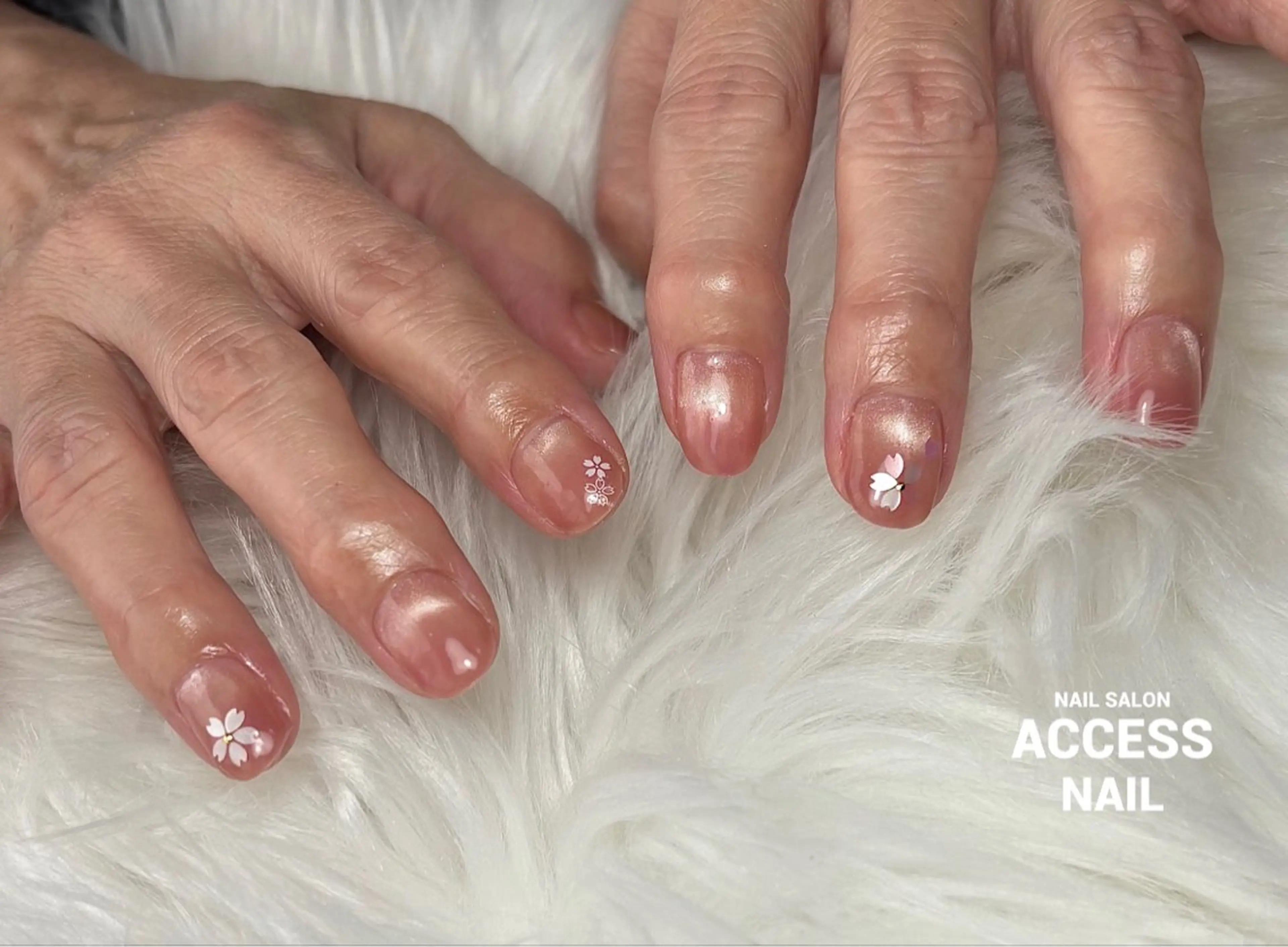 ネイル access nailのネイルデザイン