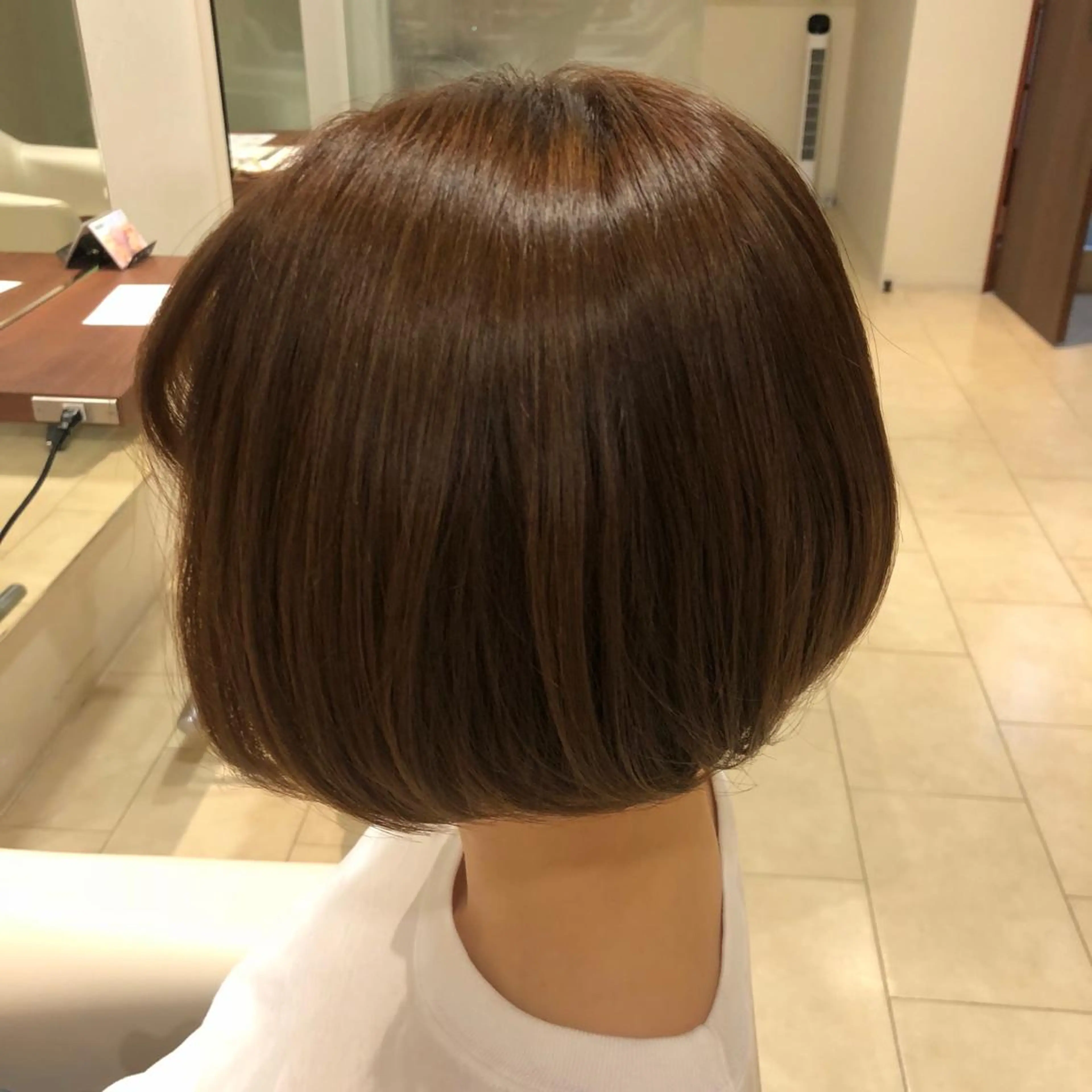 ショート カラー 森 邑奈のヘアスタイル