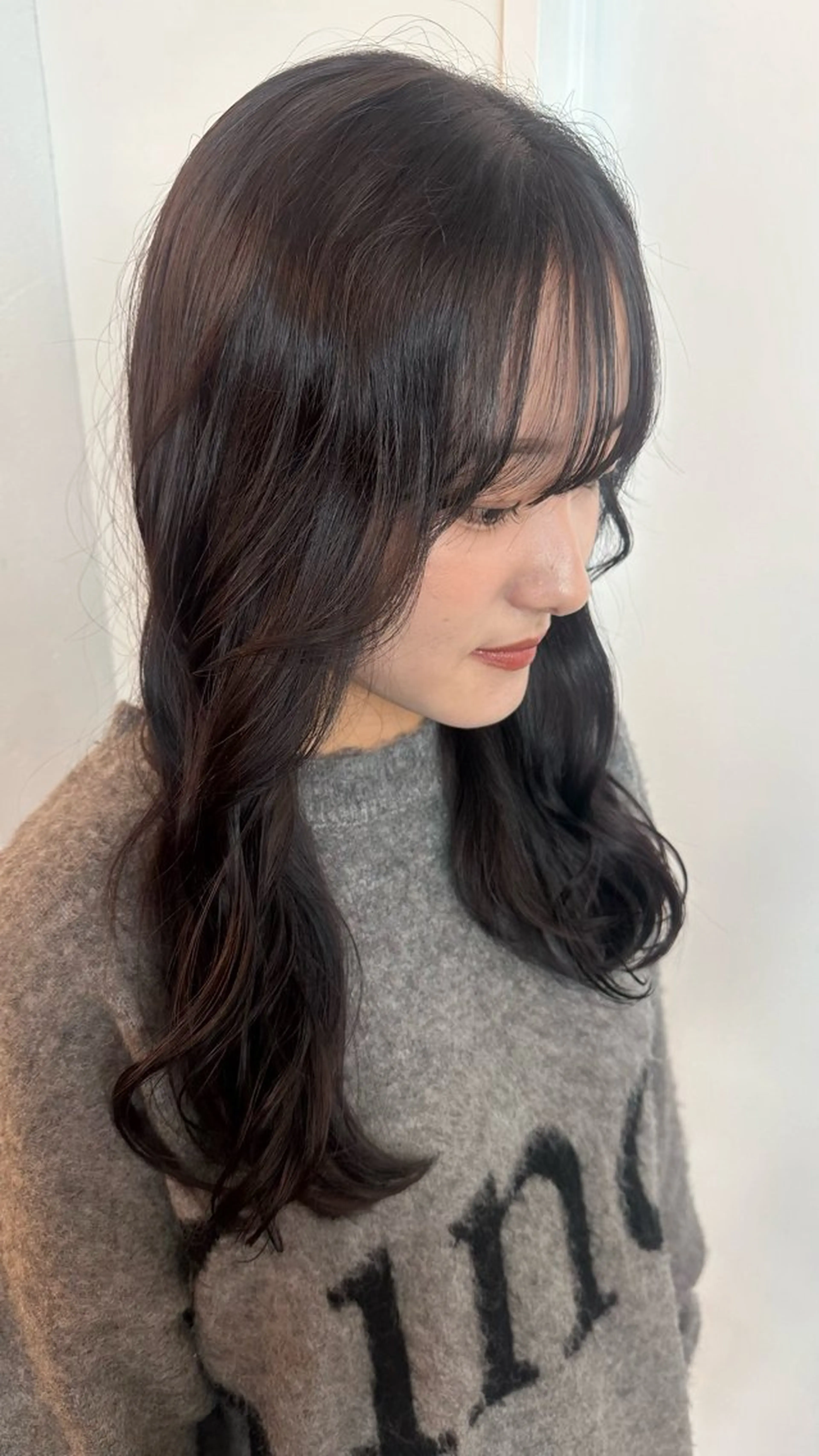 ロング オノ アイラのヘアスタイル