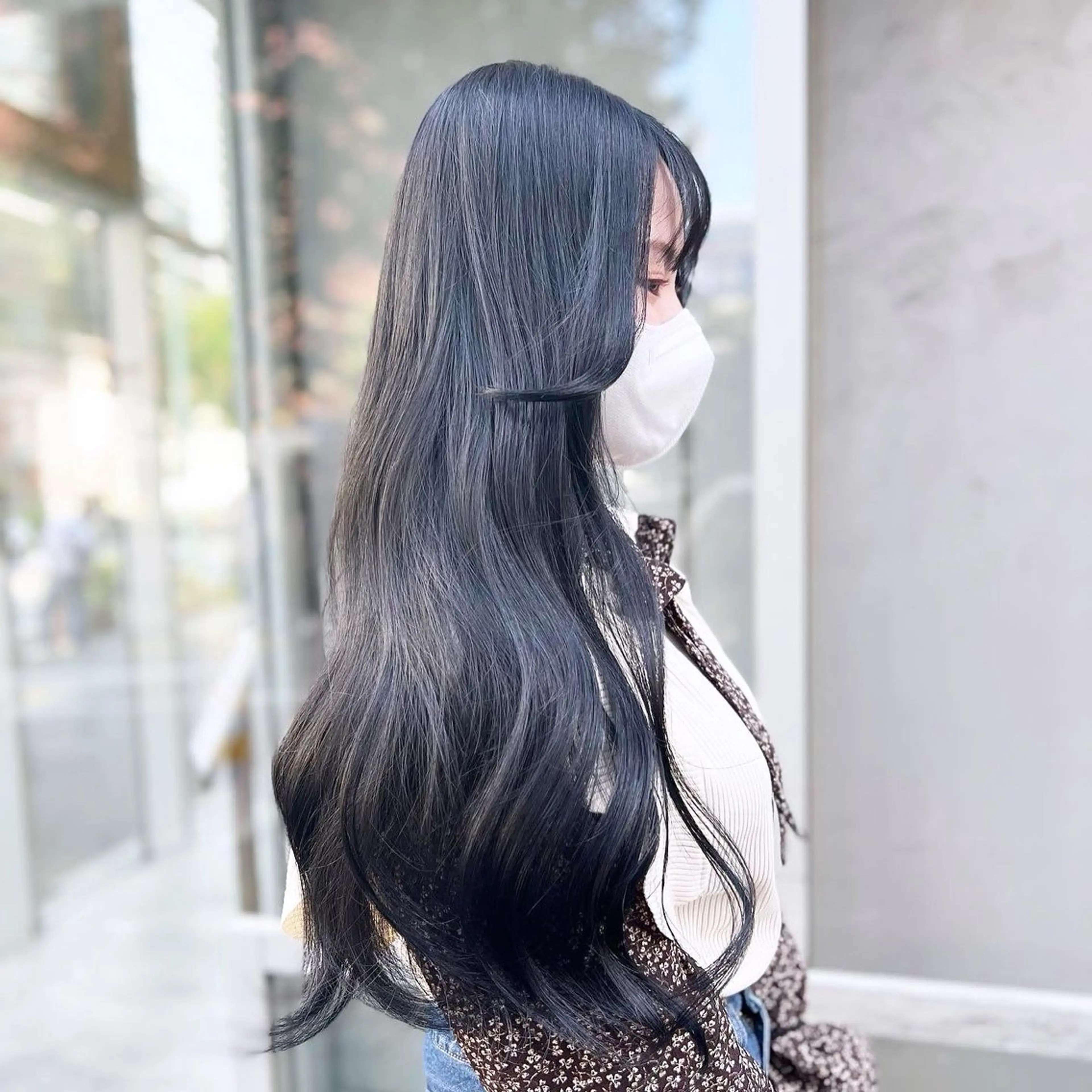 ロング カラー 🇨🇳中韓レイヤー 暗髪カラー🇰🇷のヘアスタイル
