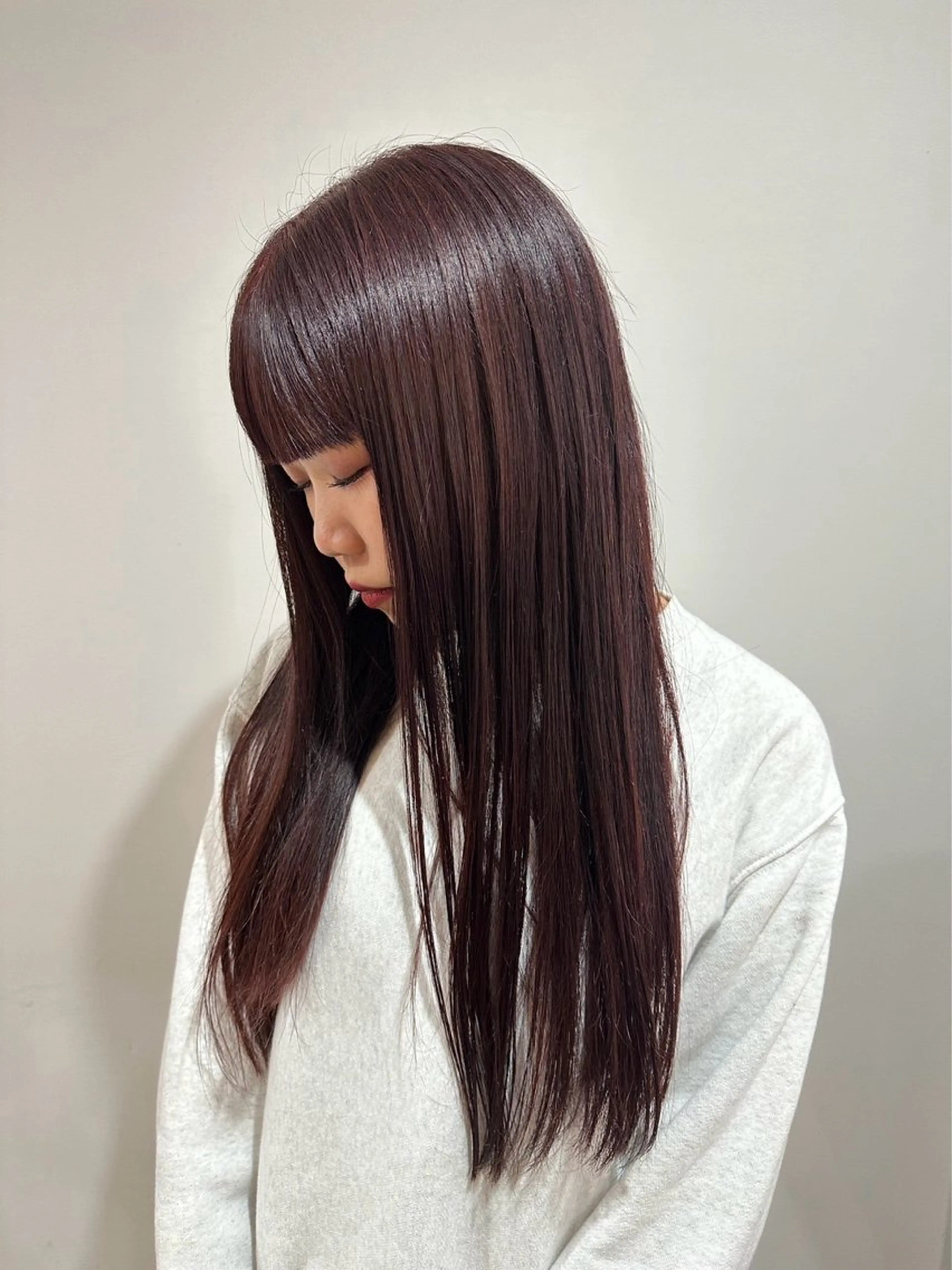 ロング カラー ヘアカラー 西田 美桜のヘアスタイル