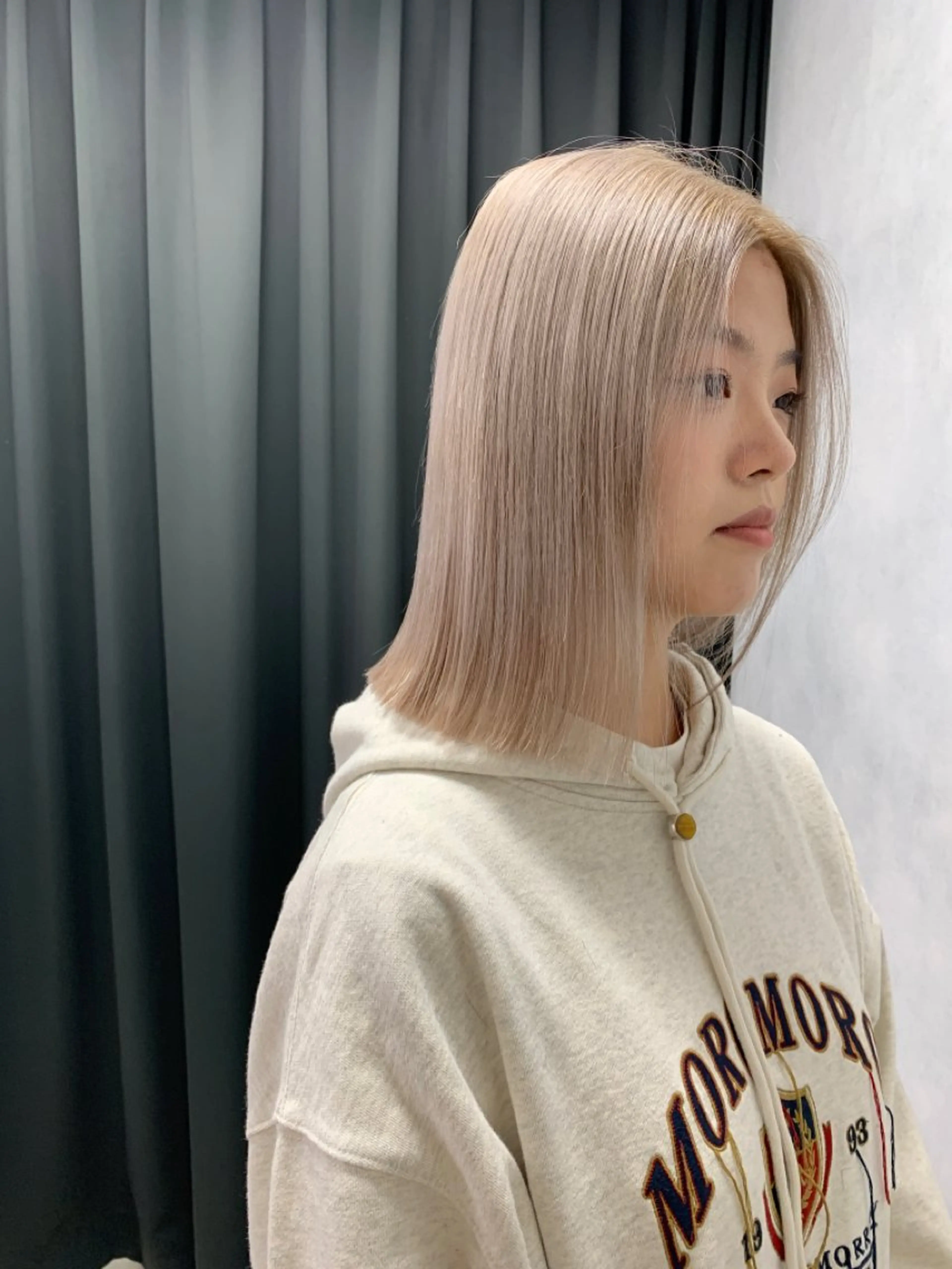 ミディアム カラー ヘアアレンジ ヘアカラー 🌈難波🌈ベージュ カラー【ヒロム】のヘアスタイル